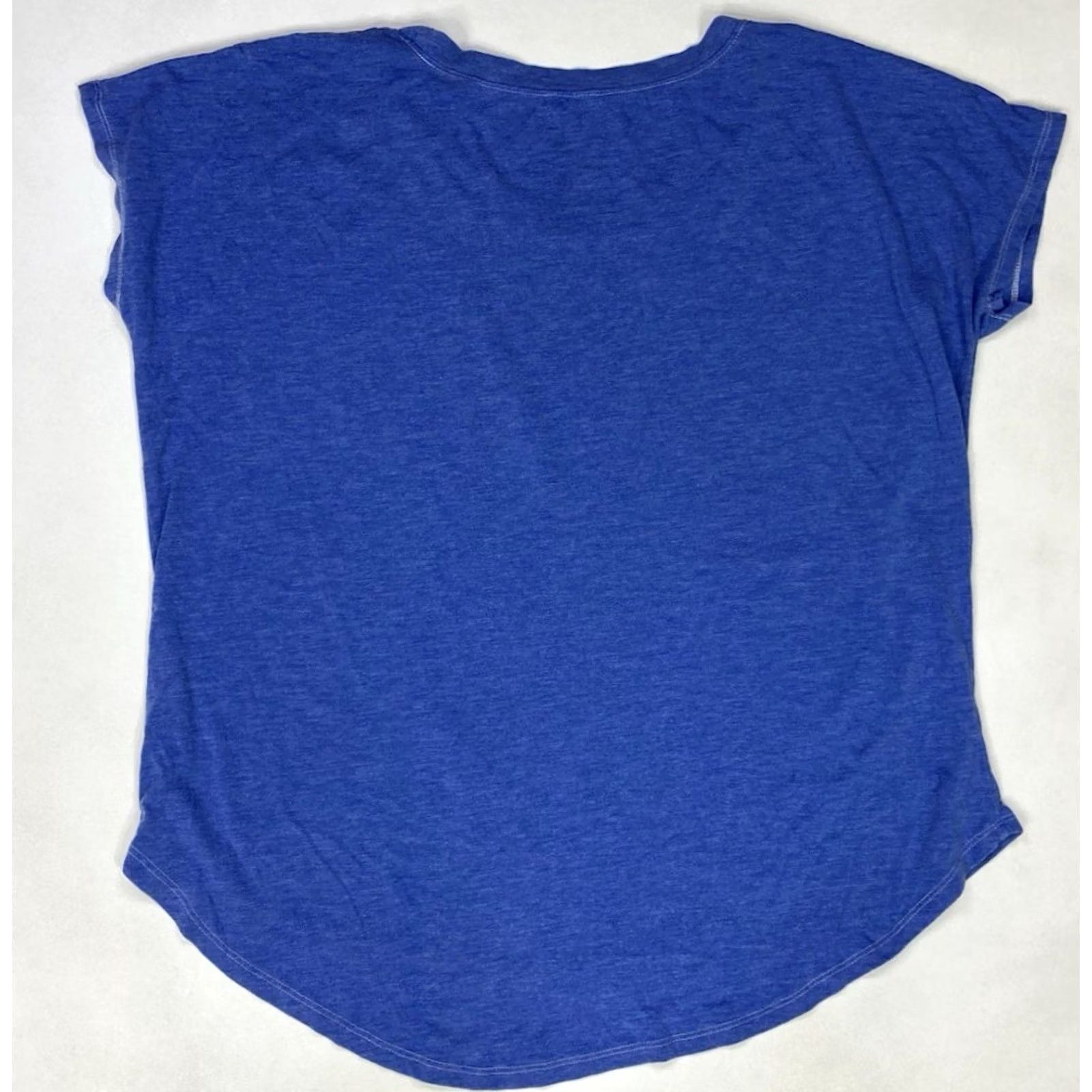 Disney Disney T-Shirt Women's XL Mickey Minnie Cartoon Colorful Retro World Showcase Epcot Blue Crew Neck Short Sleeve Casual Shirt Size XL / US 12-14 / IT 48-50 - 3 Thumbnail