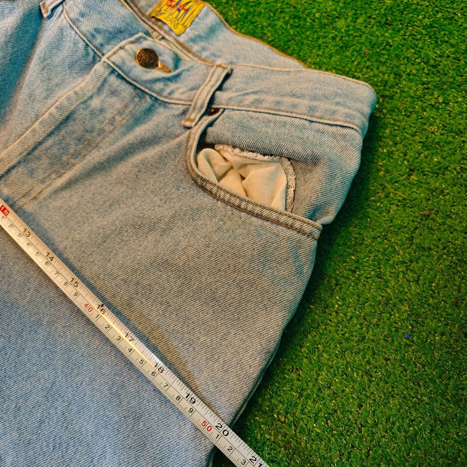 Emporio Armani Vintage Armani Jeans Mens 32 slim straight button pants 90s Size US 32 / EU 48 - 13 Thumbnail
