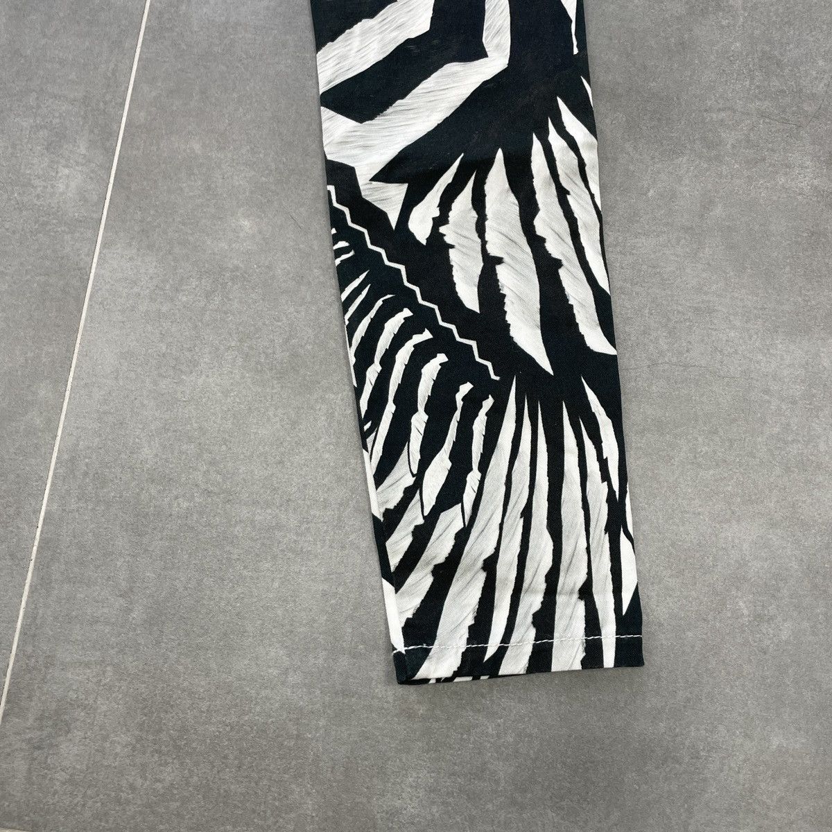 Just Cavalli Just Cavalli Women Skinny Leg Pants Size 25 Size 29" - 17 Thumbnail