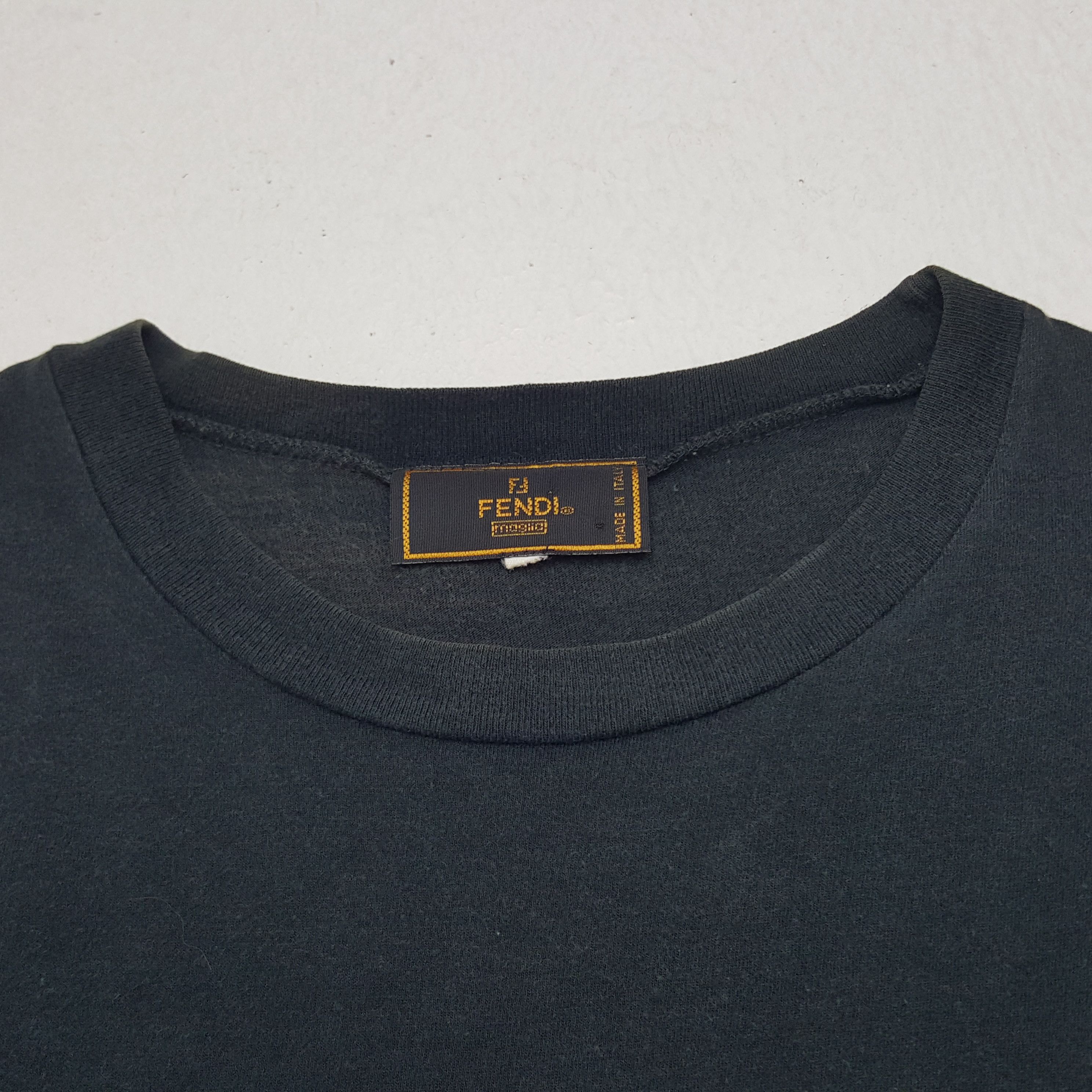 Fendi × Vintage Vintage Fendi Italian Brand Spellout Tshirt Size US M / EU 48-50 / 2 - 4 Thumbnail