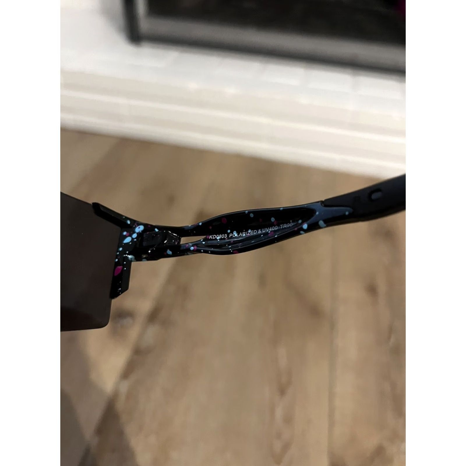 Vintage KDEAM KD0803 Polarized Shield Sunglasses Rimless Wrap Black Men Sunglasses UV400 Gray Lens TR90 Nylon Sports Shield Sunglasses KD0803 Mens Size ONE SIZE - 5 Thumbnail