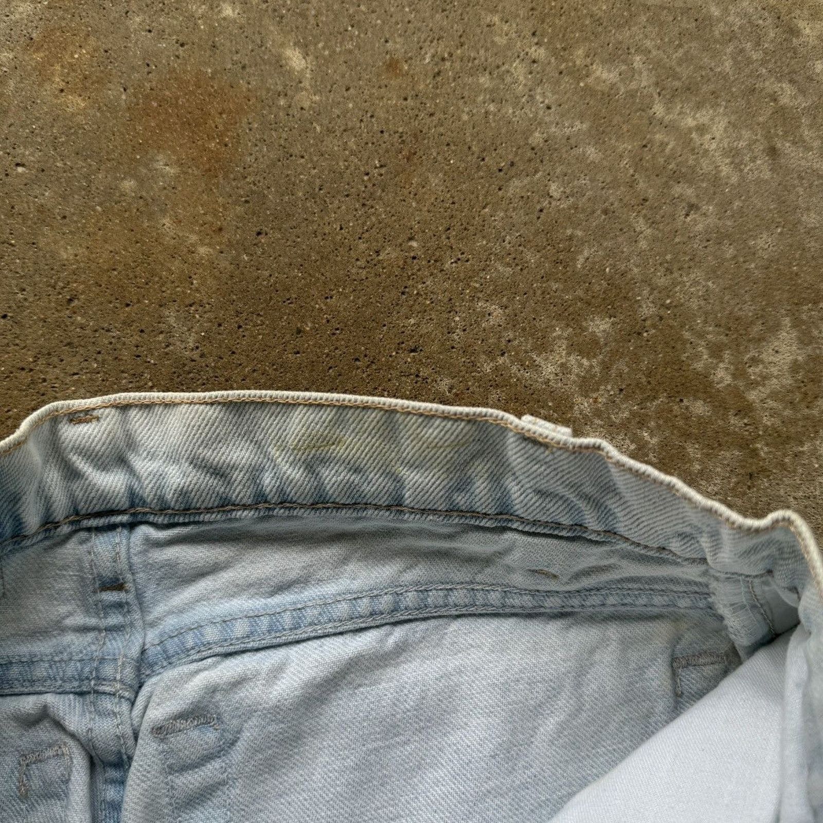 Levi's VINTAGE 90s LEVI'S 550 LIGHT WASH FADED DENIM JEANS 29 Size US 29 - 7 Thumbnail