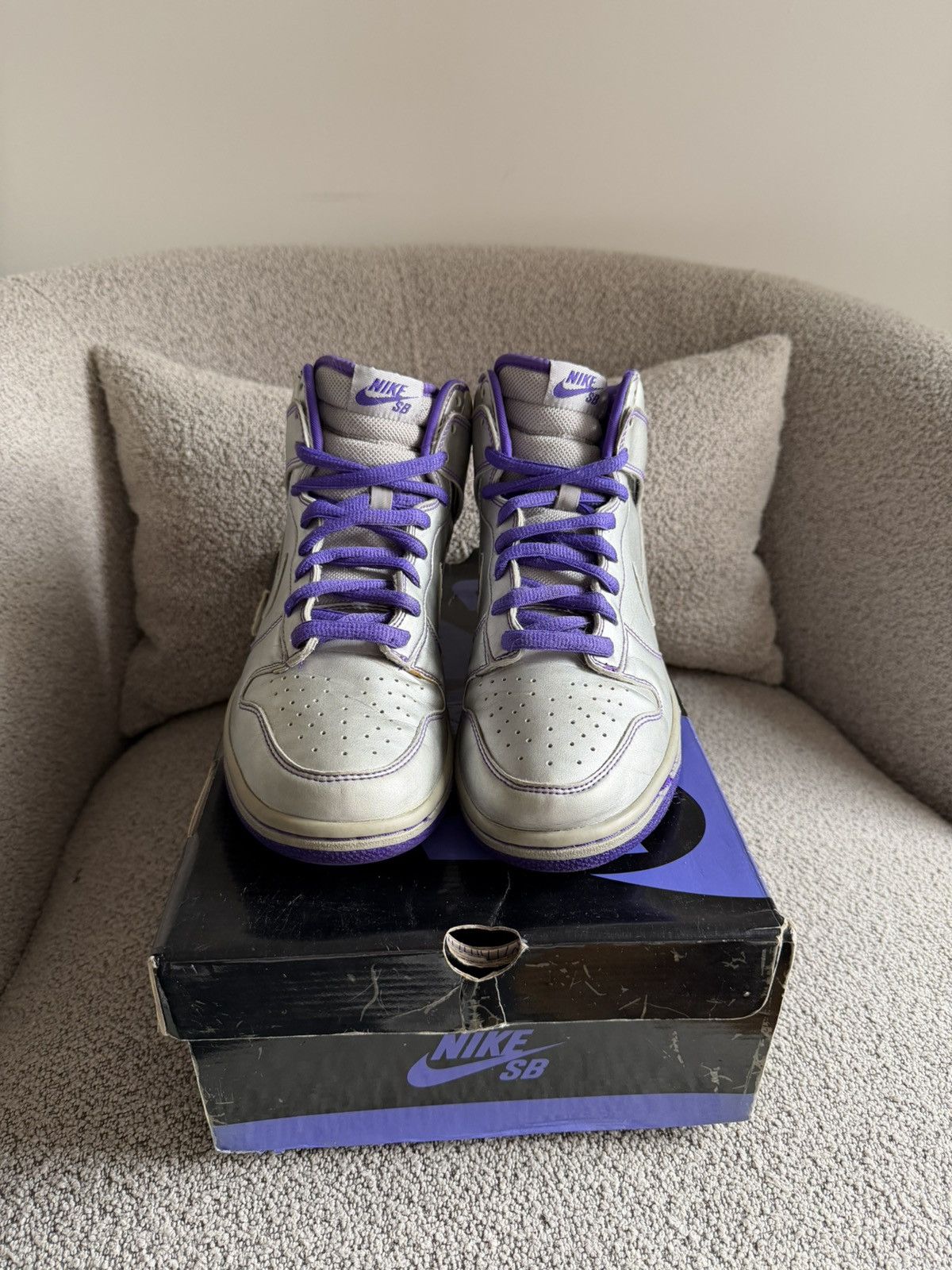 Nike SB Nike SB Dunk High “Dinosaur Jr” Size US 8.5 / EU 41-42 - 3 Thumbnail
