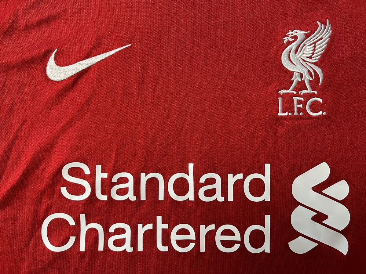 Nike NIKE LIVERPOOL 2020 2021 HOME FOOTBALL SHIRT SOCCER JERSEY Size US S / EU 44-46 / 1 - 3 Thumbnail