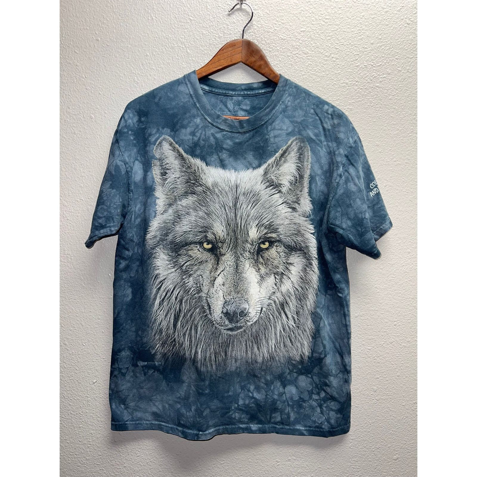 The Mountain The Mountain Wolf Shirt Colorado Wildlife Center Evil Tee L Size US L / EU 52-54 / 3 - 1 Thumbnail