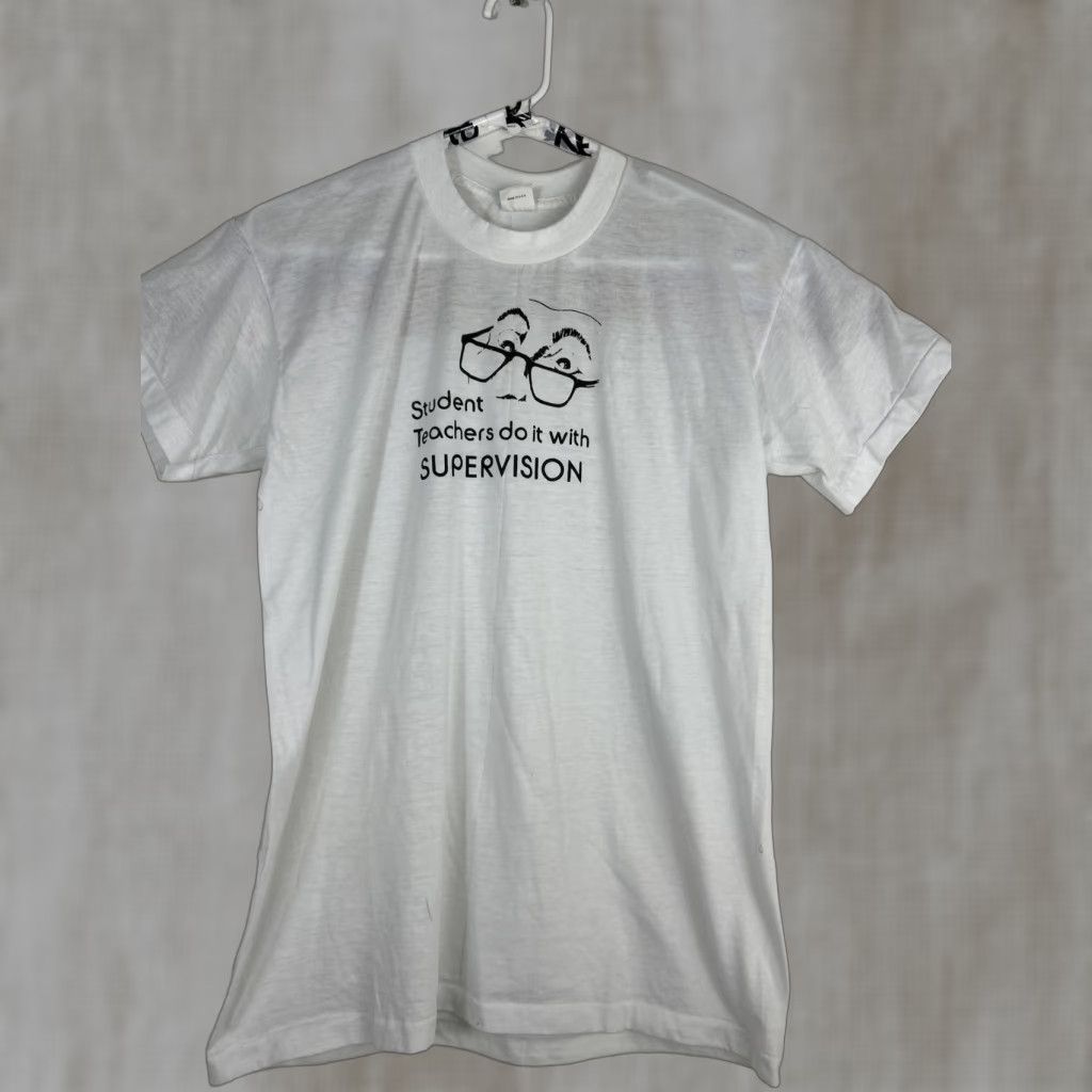 Vintage VINTAGE MERVYNS T-SHIRT Men White Short Sleeve L Teacher 20” 27” Size US L / EU 52-54 / 3 - 1 Thumbnail