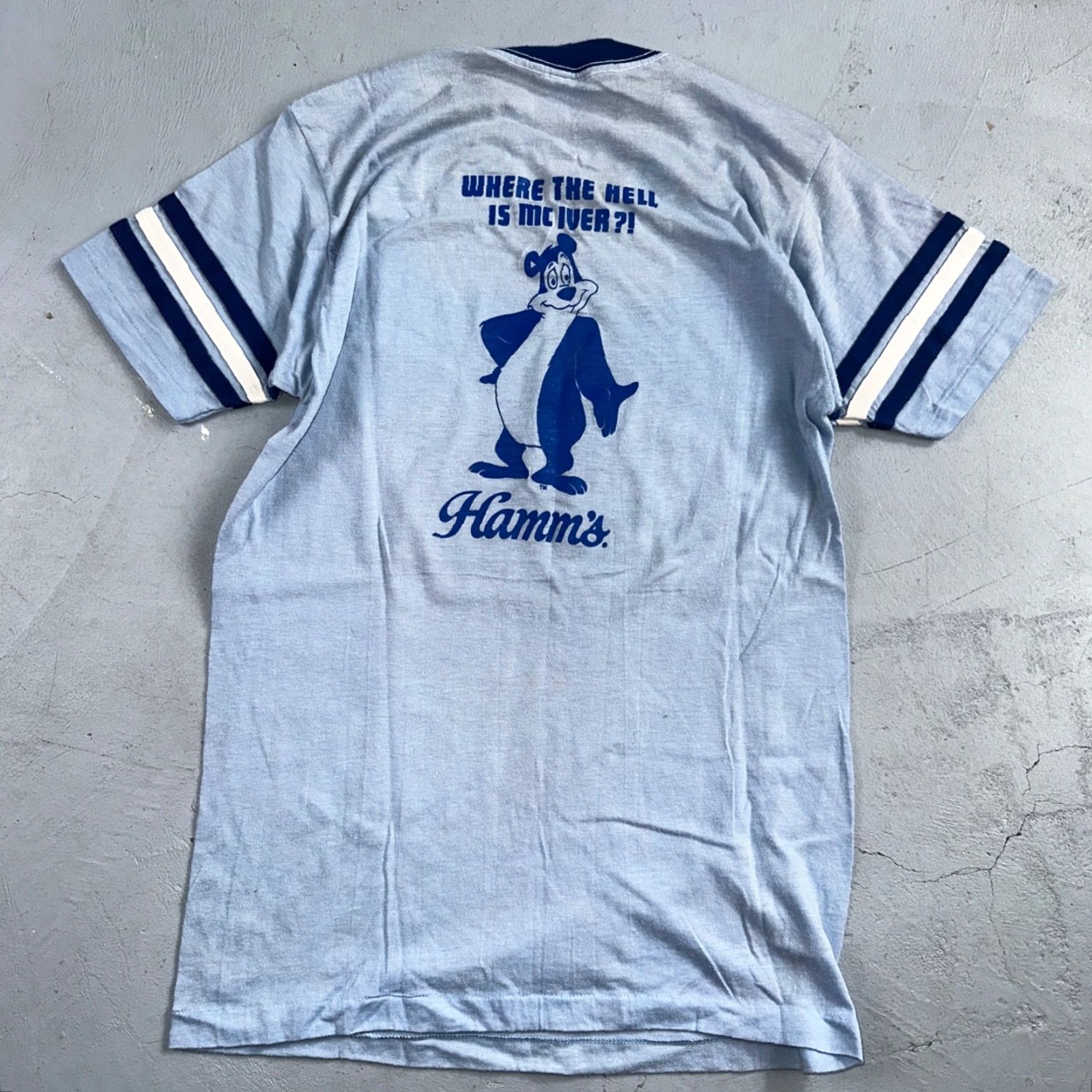 Vintage VINTAGE Wrights T-Shirt Men M Blue 70s 80s 90s Graphic Print Oregon PDX Forest Hamms Yogi Bear Fun Crew Neck Short Sleeve Size US M / EU 48-50 / 2 - 5 Thumbnail