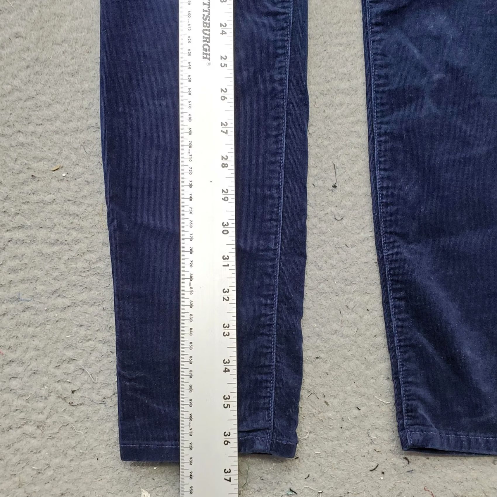 Gap Gap 1969 Legging Pants Womens Navy Corduroy Stretch Flat Front Skinny Size 28R Everyday Wear Mens? Size 28" / US 6 / IT 42 - 3 Thumbnail