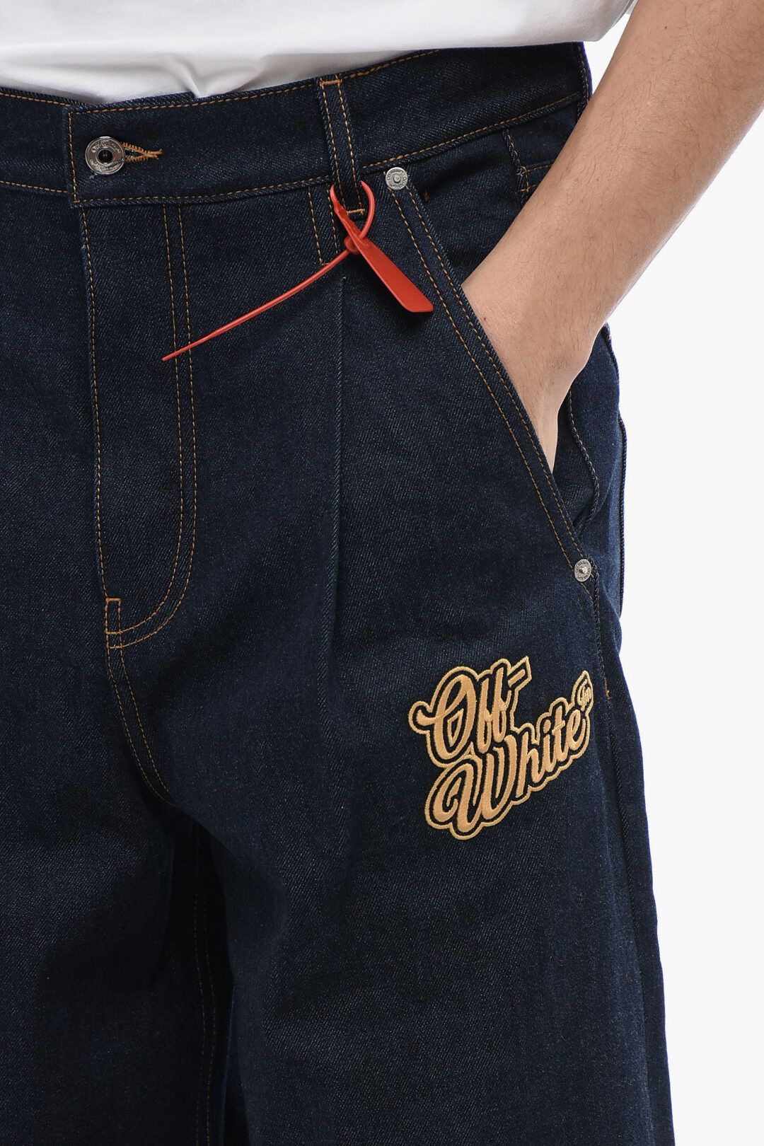 Off-White og1mm0525 Single-Pleated Baggy Fit Jeans in Dark Blue Size US 30 / EU 46 - 3 Thumbnail