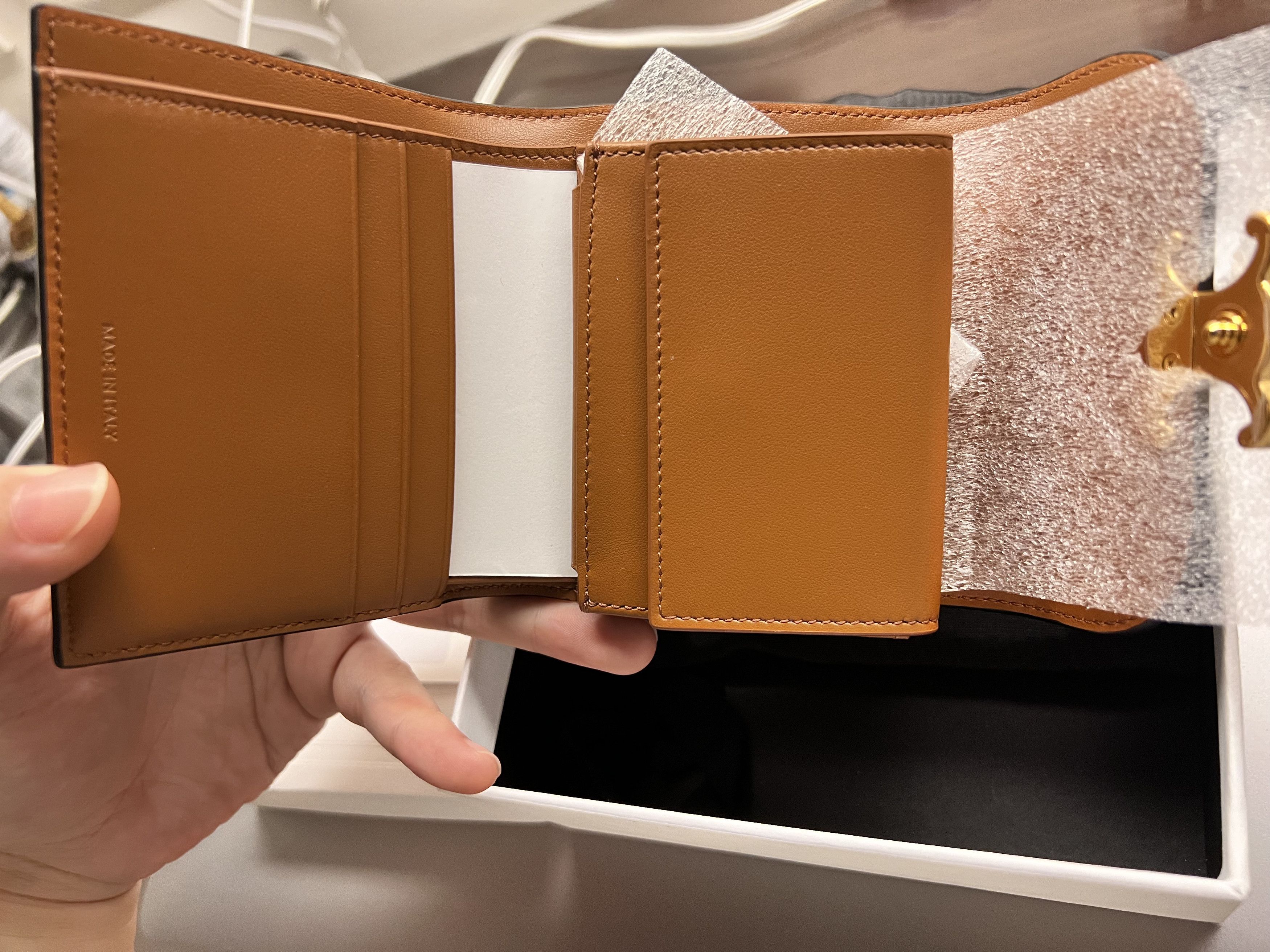 Celine Celine Small Flap Triomphe Wallet Size ONE SIZE - 3 Thumbnail