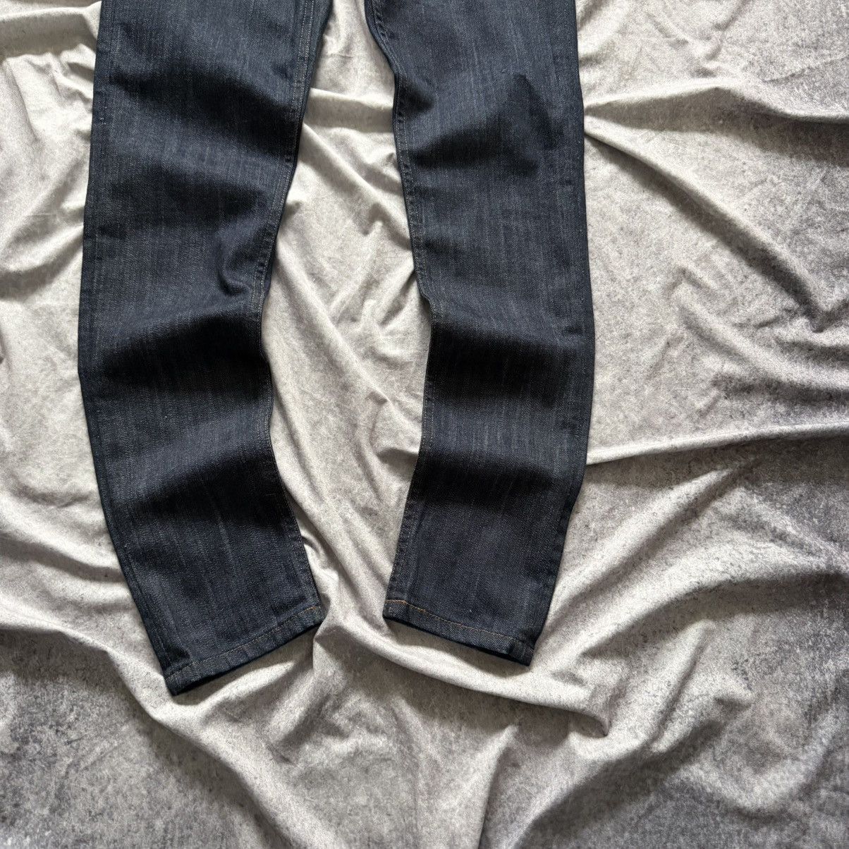 Naked & Famous Naked & Famous The Skinny Indigo Power Stretch Size 31 Size US 31 - 7 Thumbnail