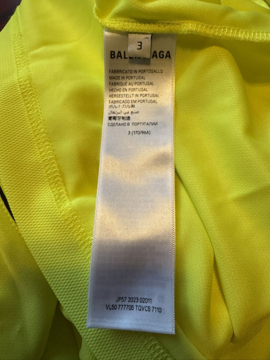 Balenciaga Balenciaga Beverly Hills Soccer Jersey Size US XL / EU 56 / 4 - 7 Thumbnail