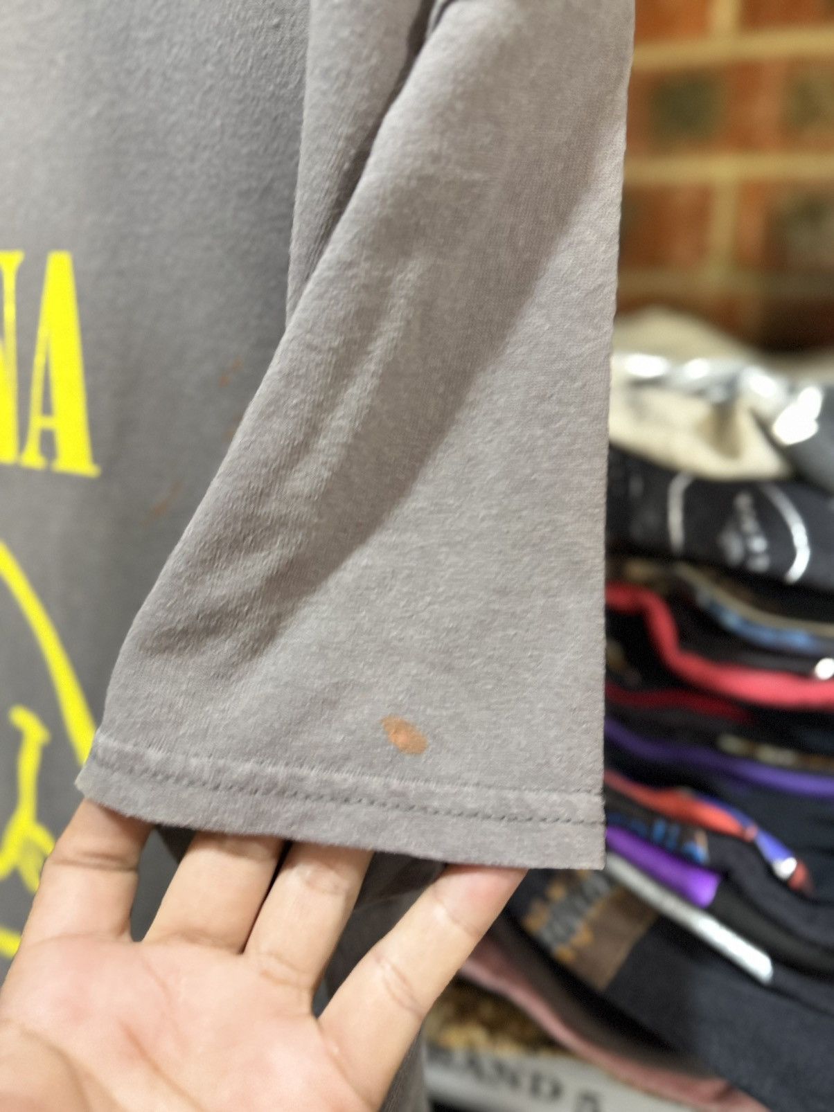 Band Tees Vintage Nirvana Smile Grunge Kurt Cobain Promo Faded Tee Size US L / EU 52-54 / 3 - 4 Thumbnail