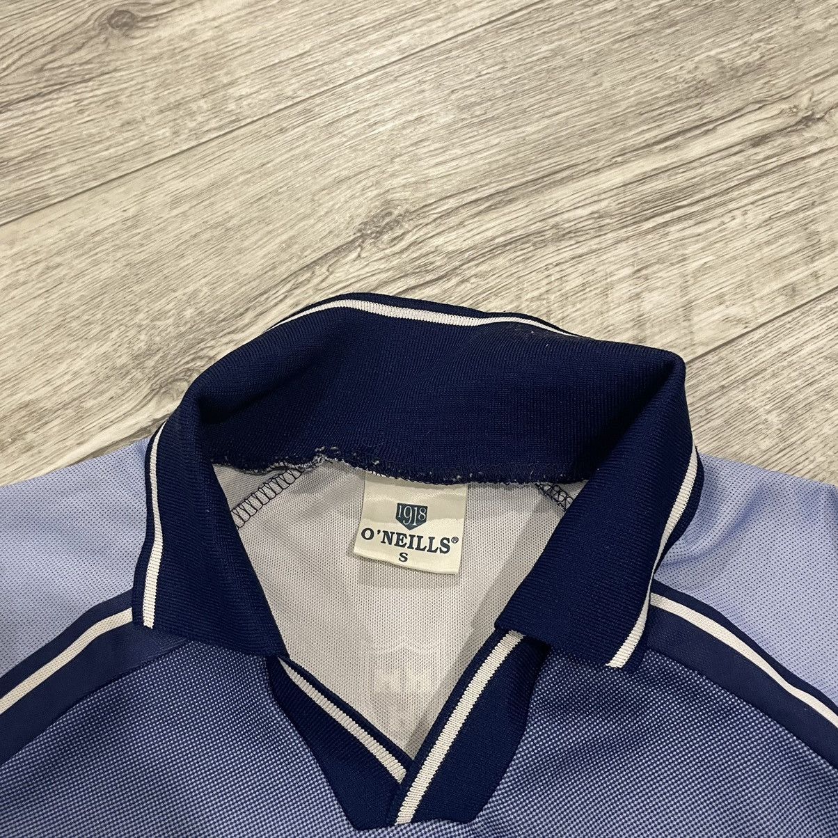 Vintage DUBLIN GAA Jersey O'NEILS Gaelic Goalkeeper tee shir ARNOTTS Size US S / EU 44-46 / 1 - 5 Thumbnail