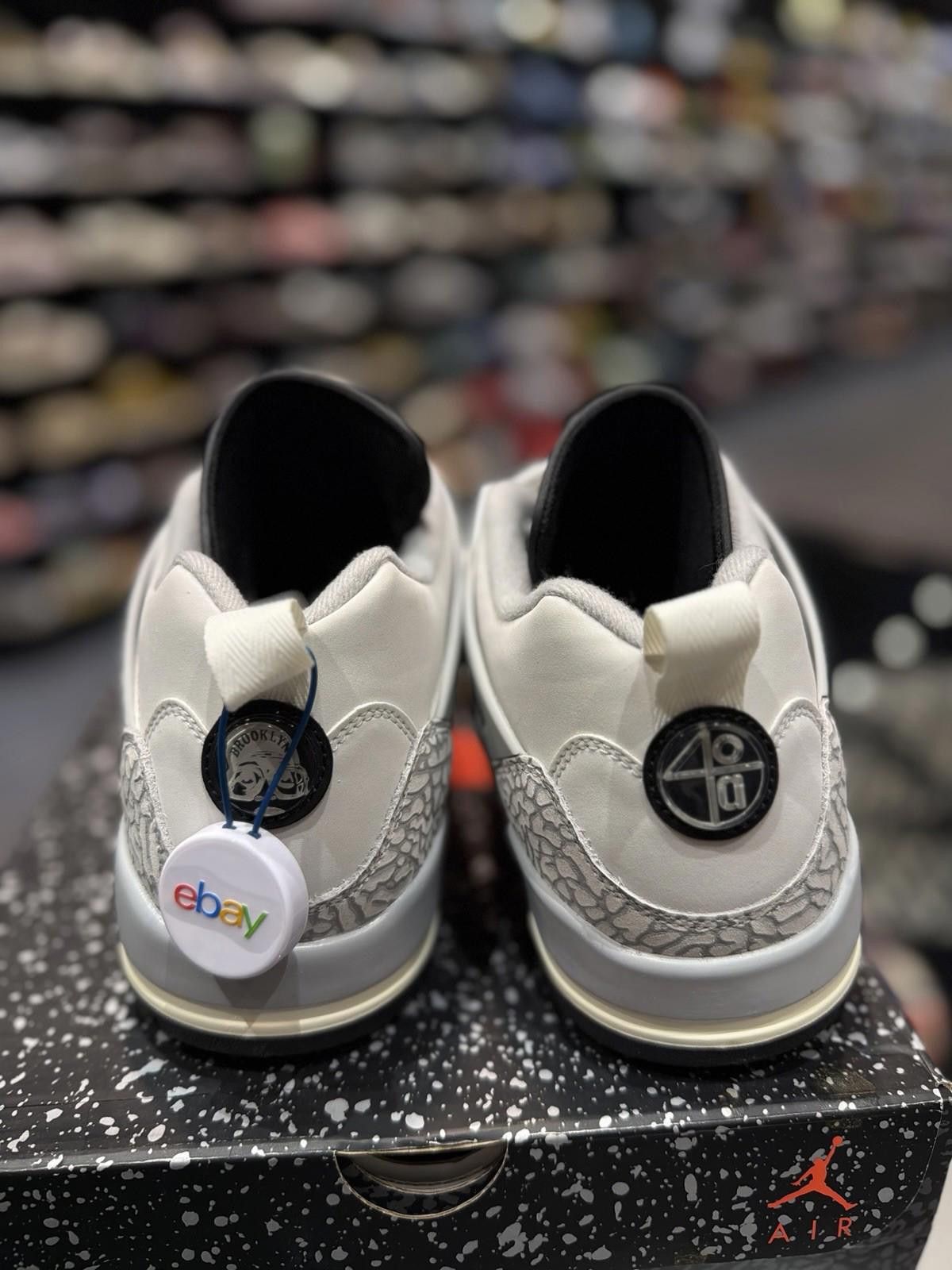 Jordan Brand Jordan Spizike Low Photon Dust - Size 13 Mens 100% Authentic Size US 13 / EU 46 - 12 Thumbnail