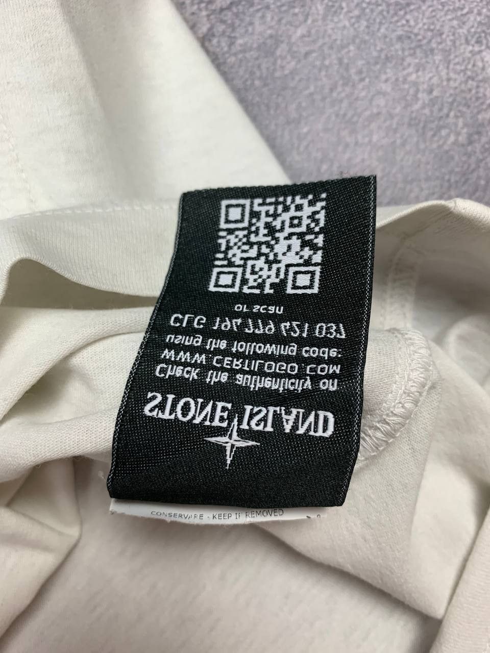 Stone Island Stone Island Men's Compass Patch Logo T-Shirt White Size L Size US L / EU 52-54 / 3 - 12 Thumbnail