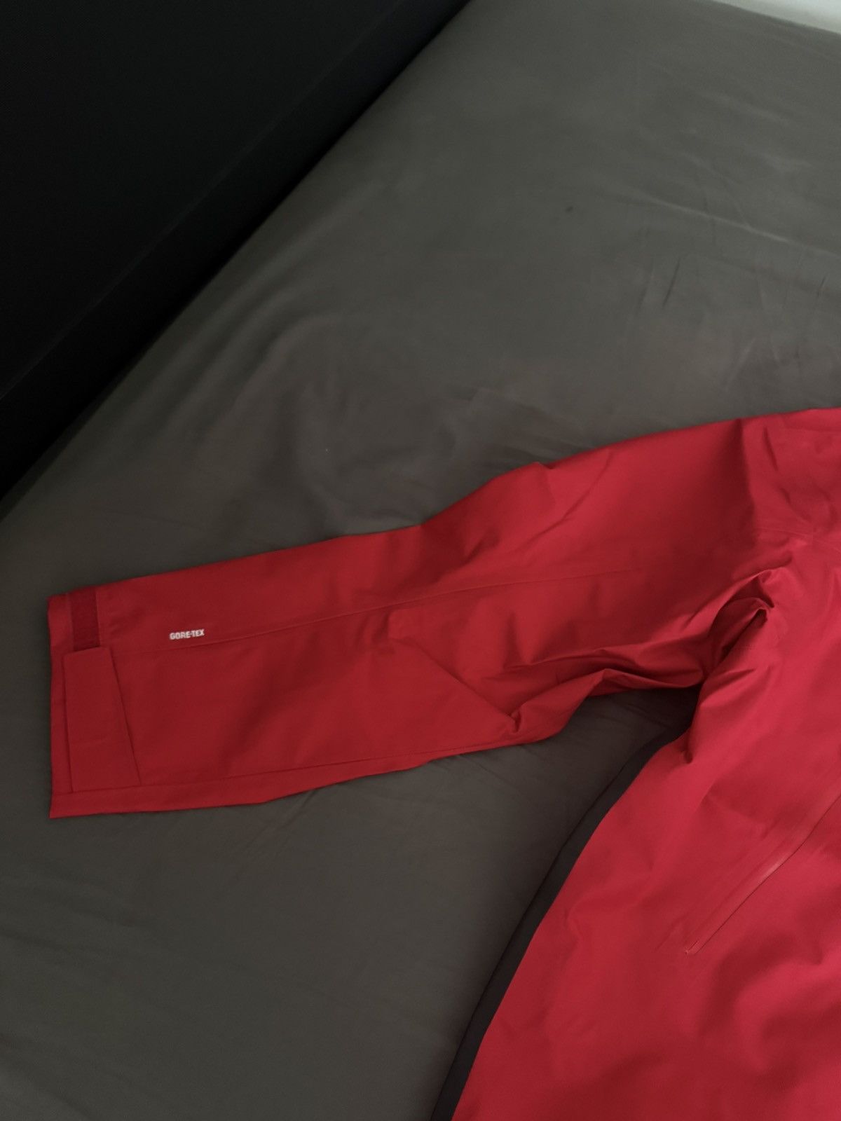 Supreme Supreme Gore-Tex Ghostface Shell Jacket Size US S / EU 44-46 / 1 - 4 Thumbnail