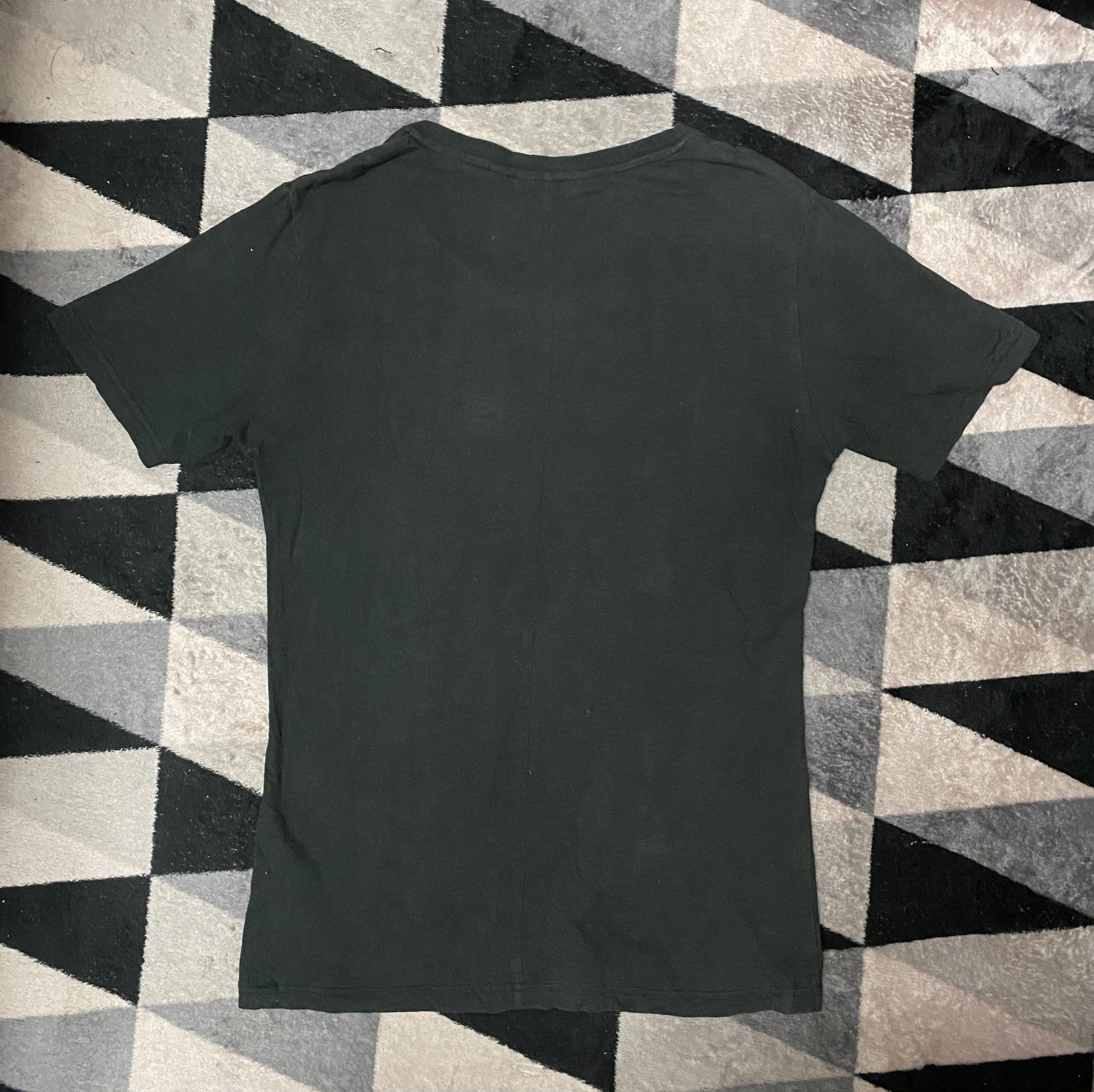 Undercover × Uniqlo Uniqlo Undercover Print Logo Short sleeve Shirts Size US M / EU 48-50 / 2 - 2 Thumbnail