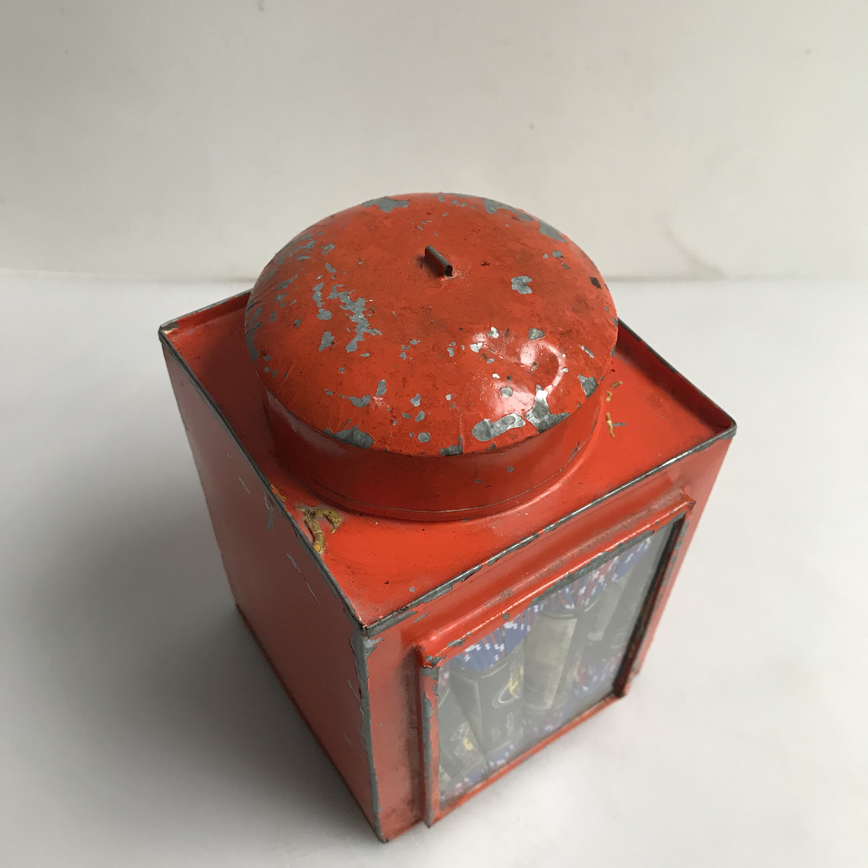 Vintage Vintage Tin box Plate toples blek crackers krupuk Size ONE SIZE - 5 Thumbnail