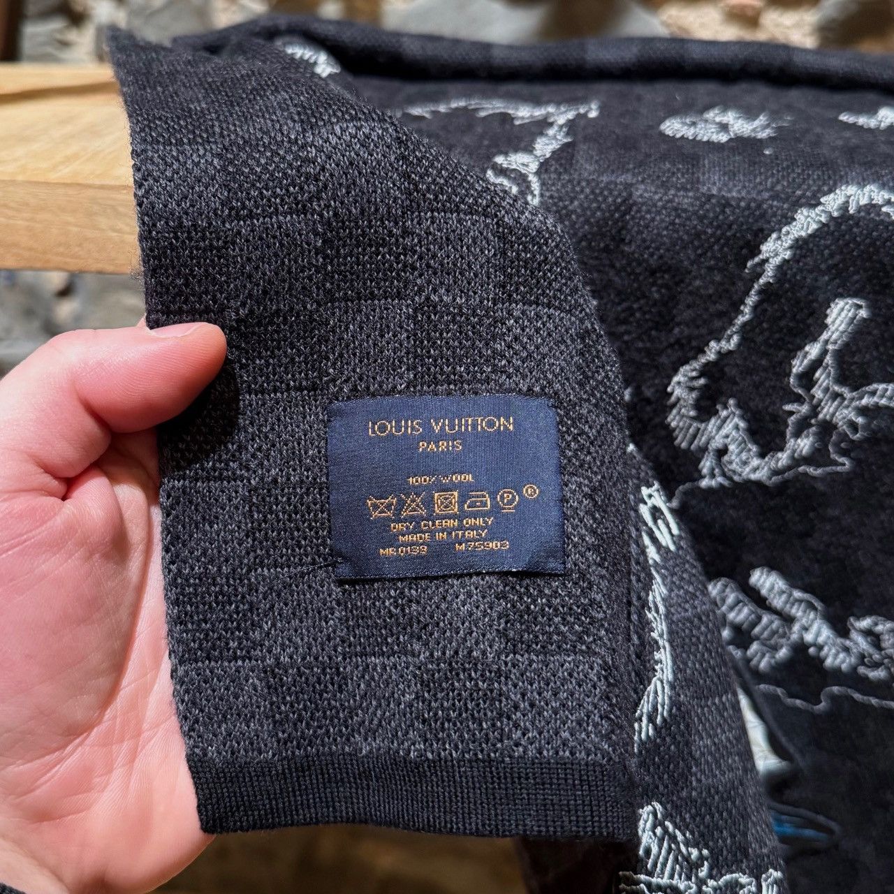 Louis Vuitton Louis Vuitton Black Damier Embroidered Patch Map Scarf Size ONE SIZE - 5 Thumbnail