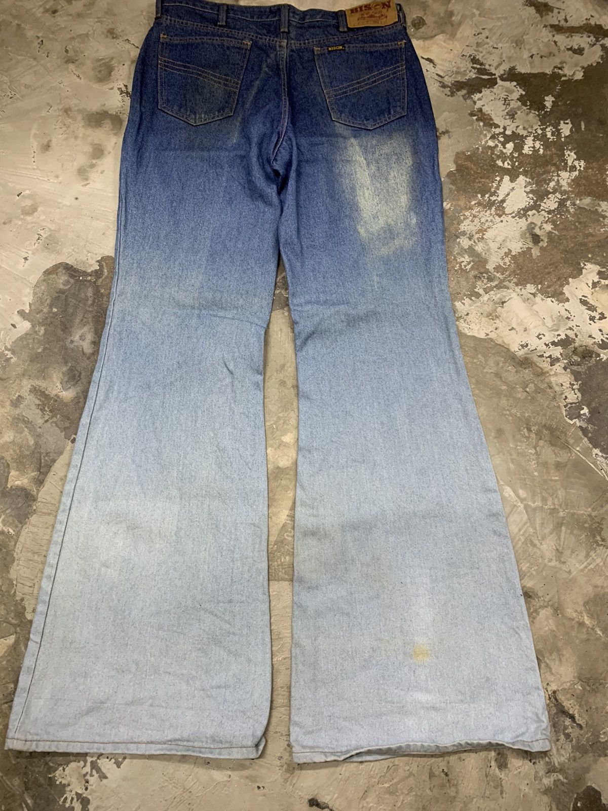 If Six Was Nine 90s BISON DOUBLE COLOUR FLARE JEANS Size US 32 / EU 48 - 13 Thumbnail