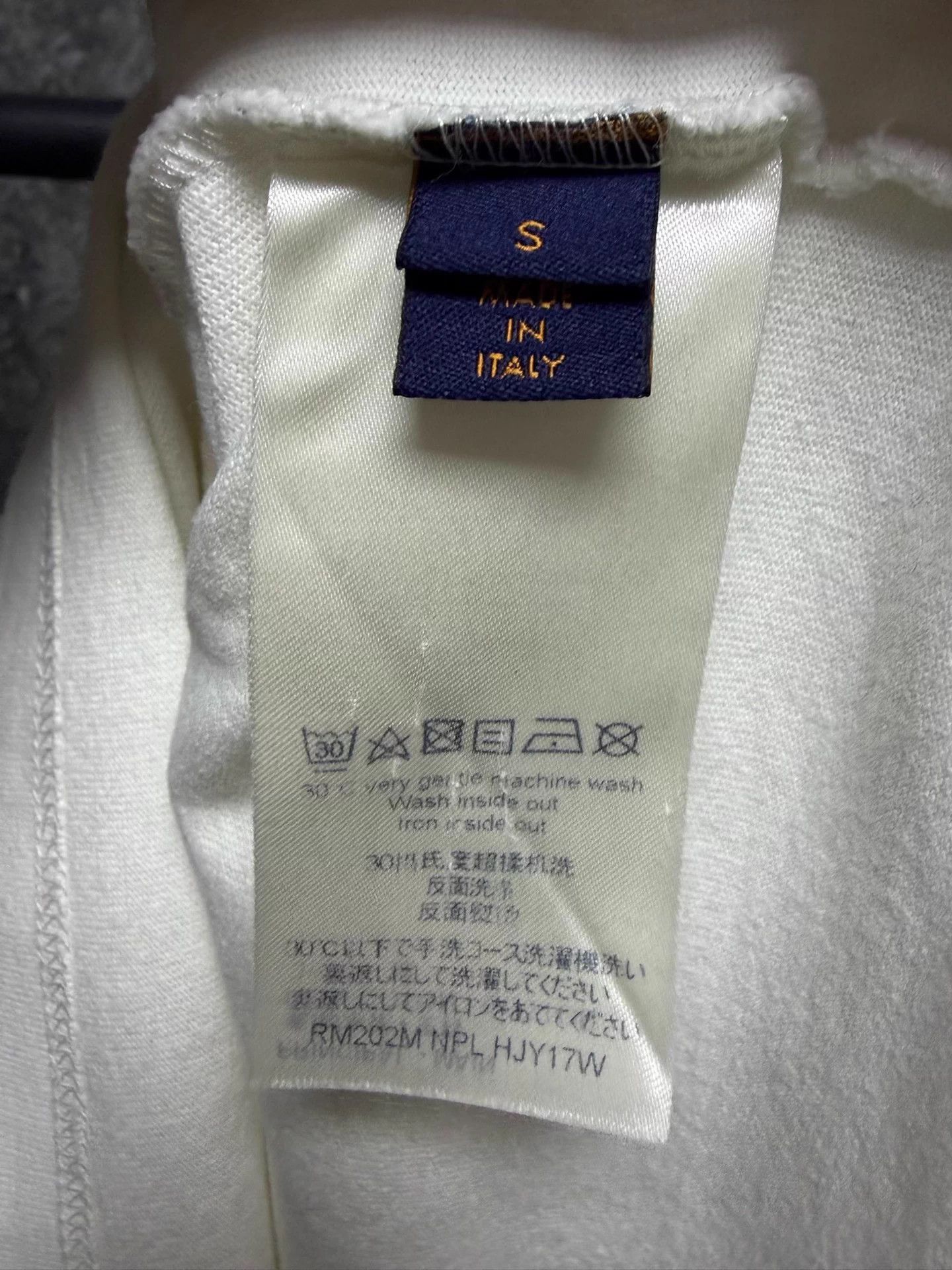 Louis Vuitton LV Script Embroidered Short-Sleeve Tee S Size US S / EU 44-46 / 1 - 4 Thumbnail
