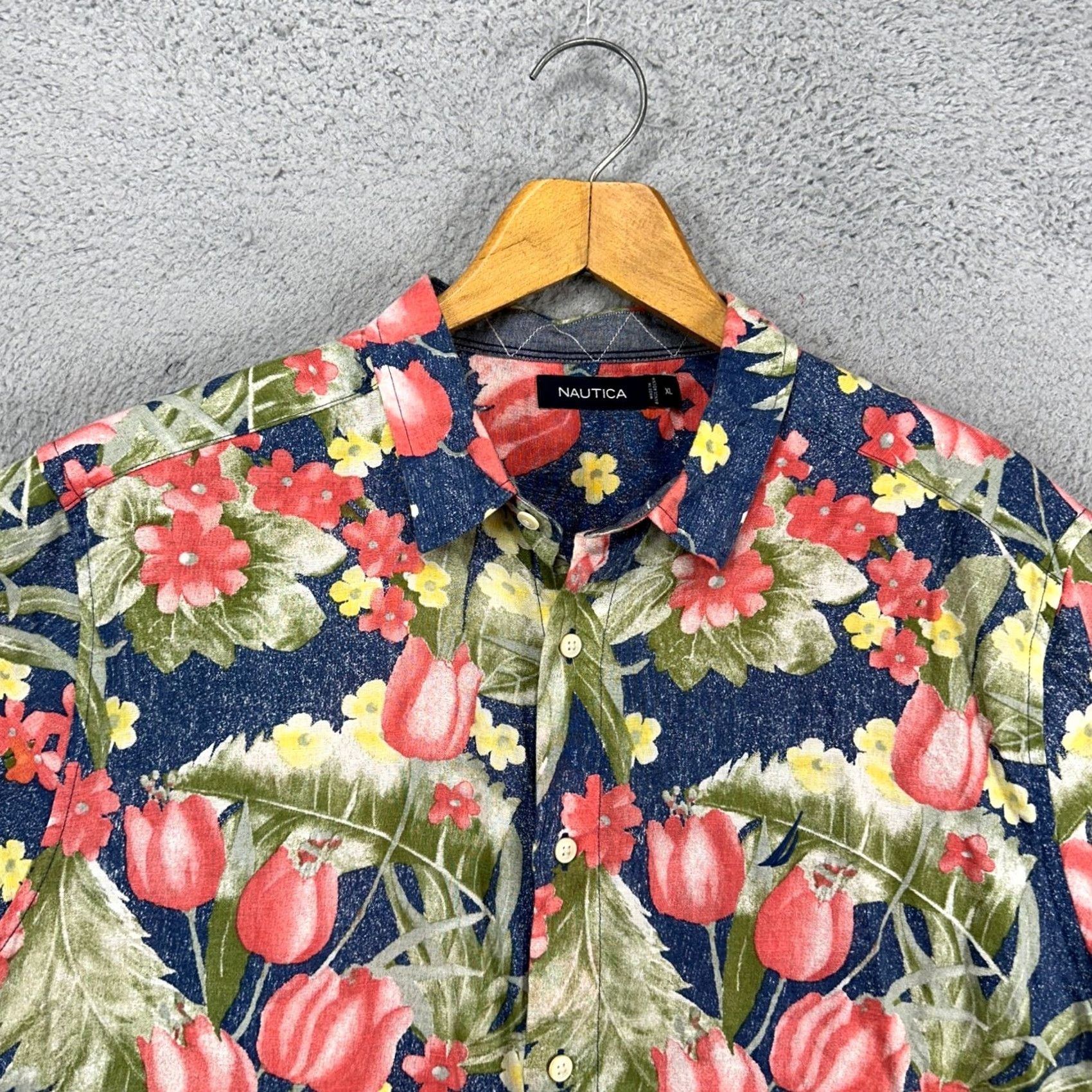 Nautica Nautica Hawaiian Shirt XL Blue Multi Floral Button-Up Linen Blend Mens Casual Summer Short Sleeve Size US XL / EU 56 / 4 - 2 Thumbnail