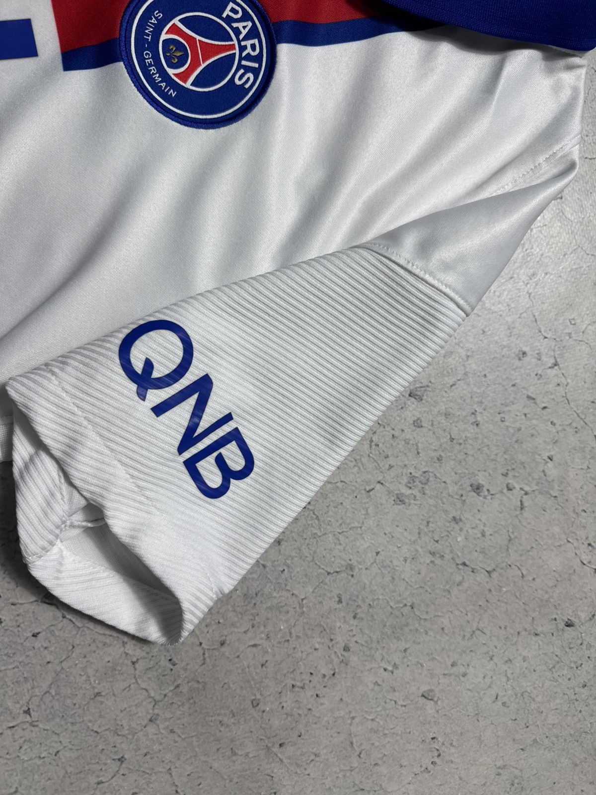Nike Nike FC PSG Paris Saint Germain 2020/2021 Soccer Jersey Size US S / EU 44-46 / 1 - 6 Thumbnail