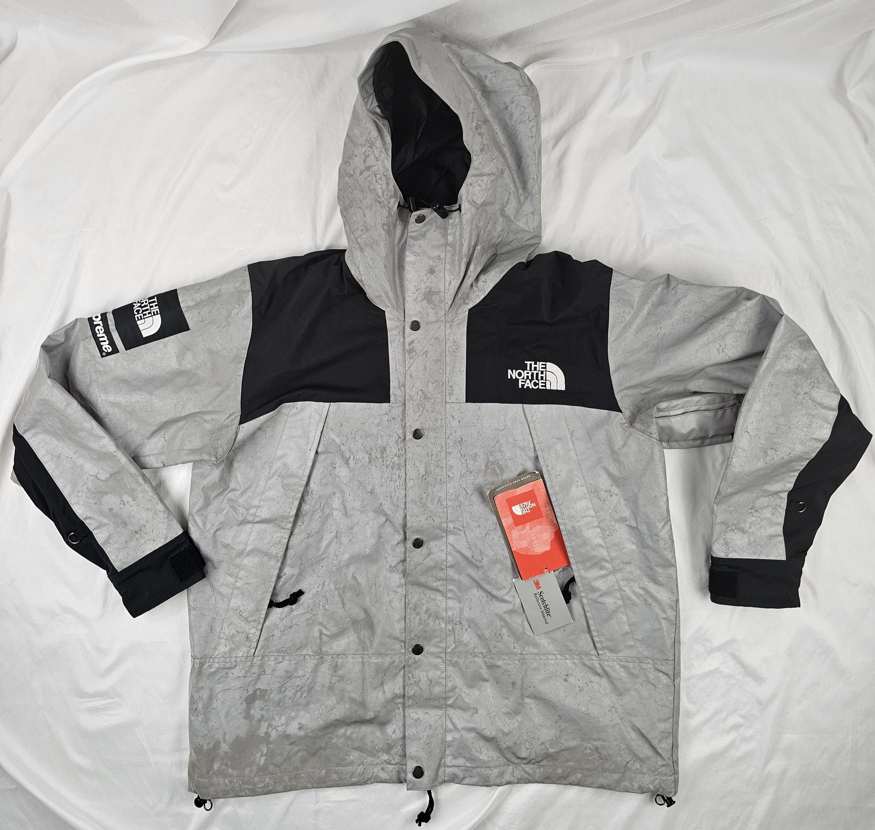 Supreme SUPREME THE NORTH FACE 3M REFLECTIVE MOUNTAIN JACKET | Grailed