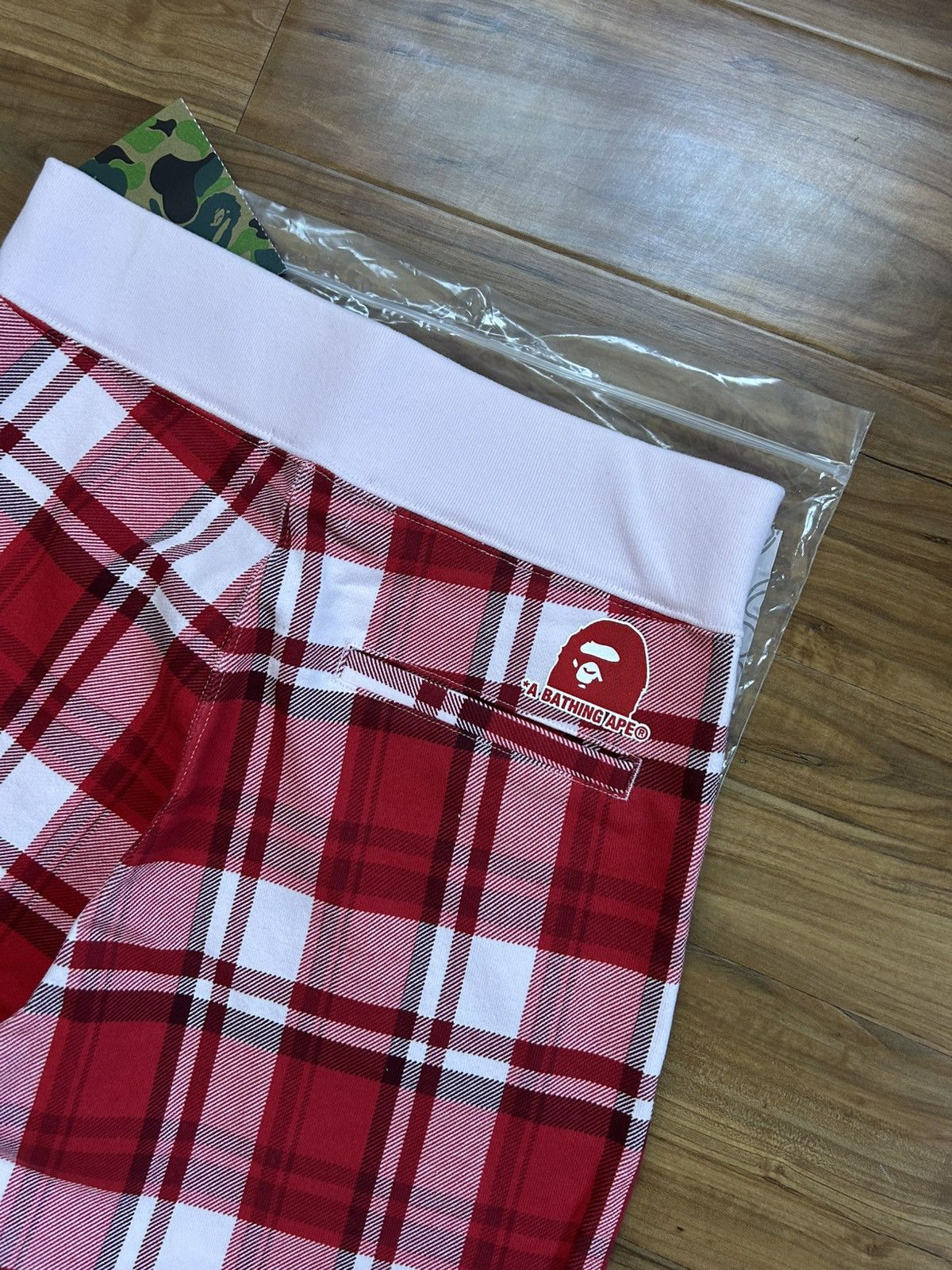Bape NEW Bape Check Sweat Shorts w/ Gift Size US 28 / EU 44 - 4 Thumbnail