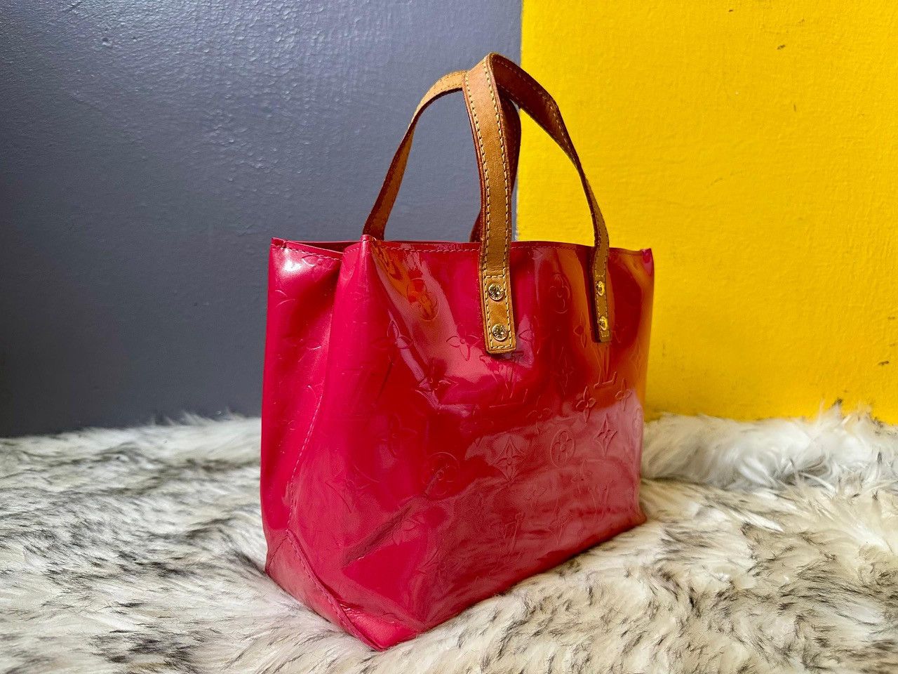Louis Vuitton Authentic Louis Vuitton Vernis Leather Reade PM Tote Bag Size ONE SIZE - 2 Thumbnail