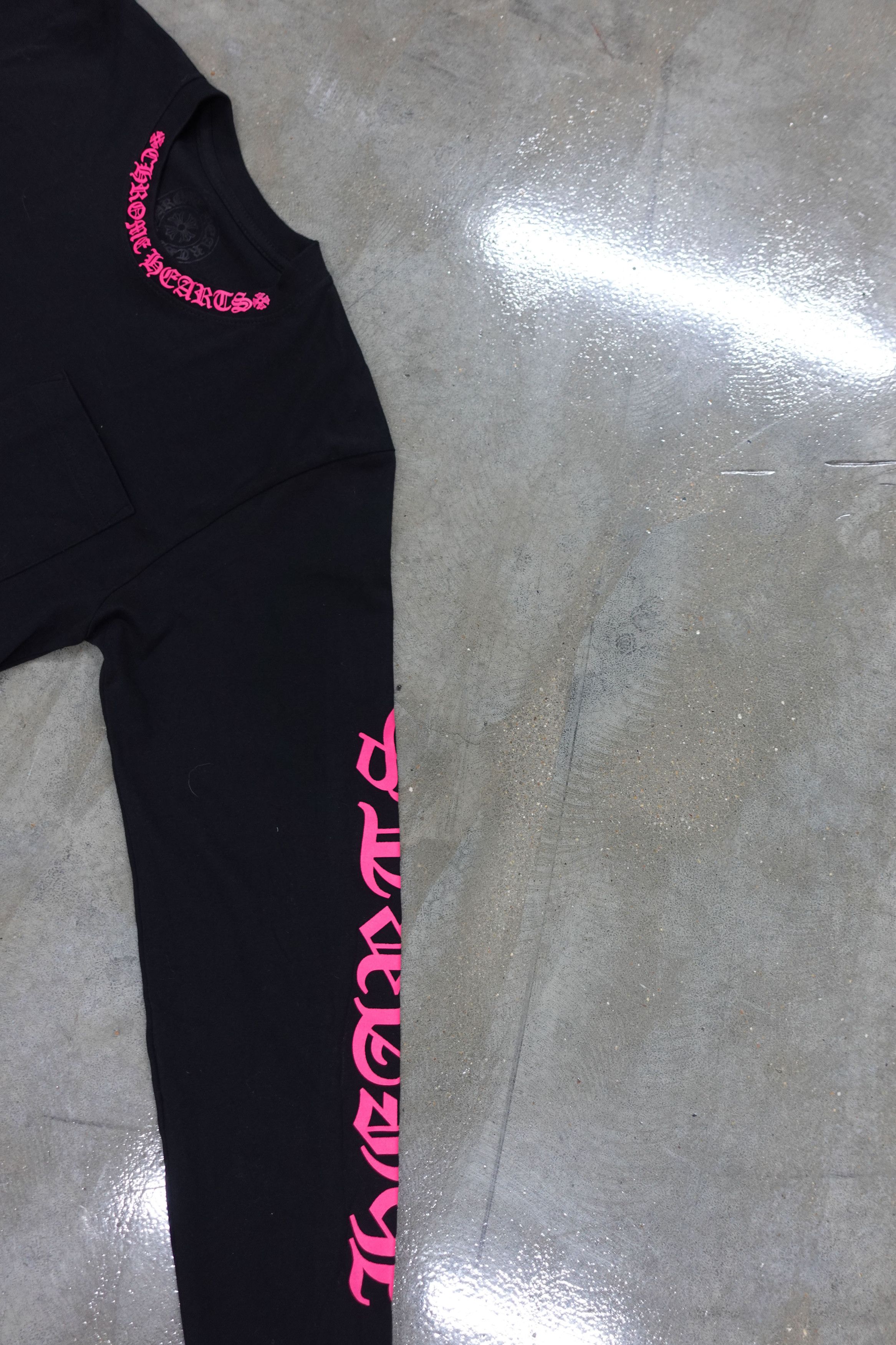 Chrome Hearts CHROME HEARTS POCKET CREW LONG SLEEVE T SHIRT BLACK PINK Size US XL / EU 56 / 4 - 2 Thumbnail