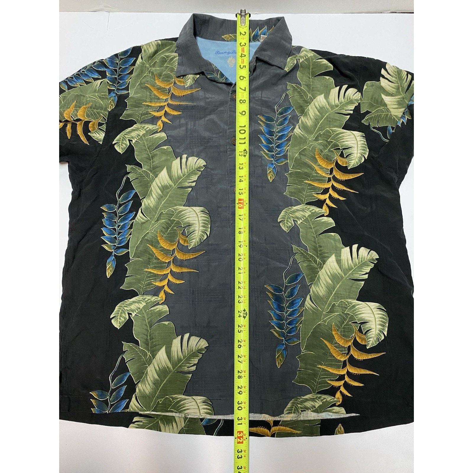 Tommy Bahama Tommy Bahama Size XL 100% Silk Aloha Leaves Flowers Size US XL / EU 56 / 4 - 3 Thumbnail