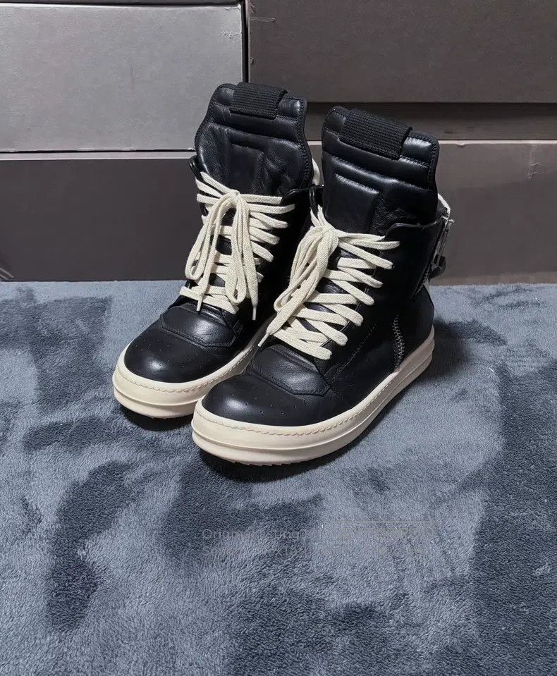 Rick Owens Rick Owens Leather Inverted Triangle with Iron Hook Size US 4.5 / IT 34.5 - 1 Thumbnail