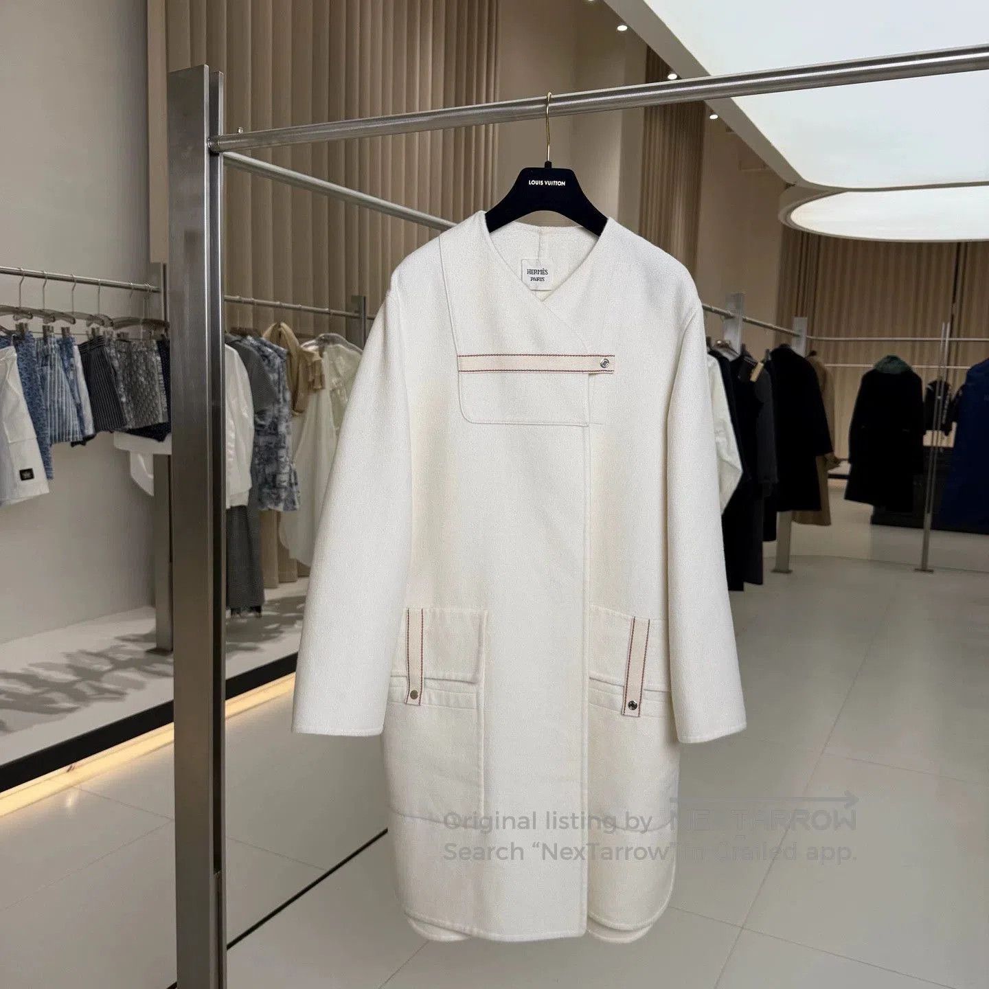 Hermes hermes white long-sleeve cashmere coat. Size US S / EU 44-46 / 1 - 1 Thumbnail