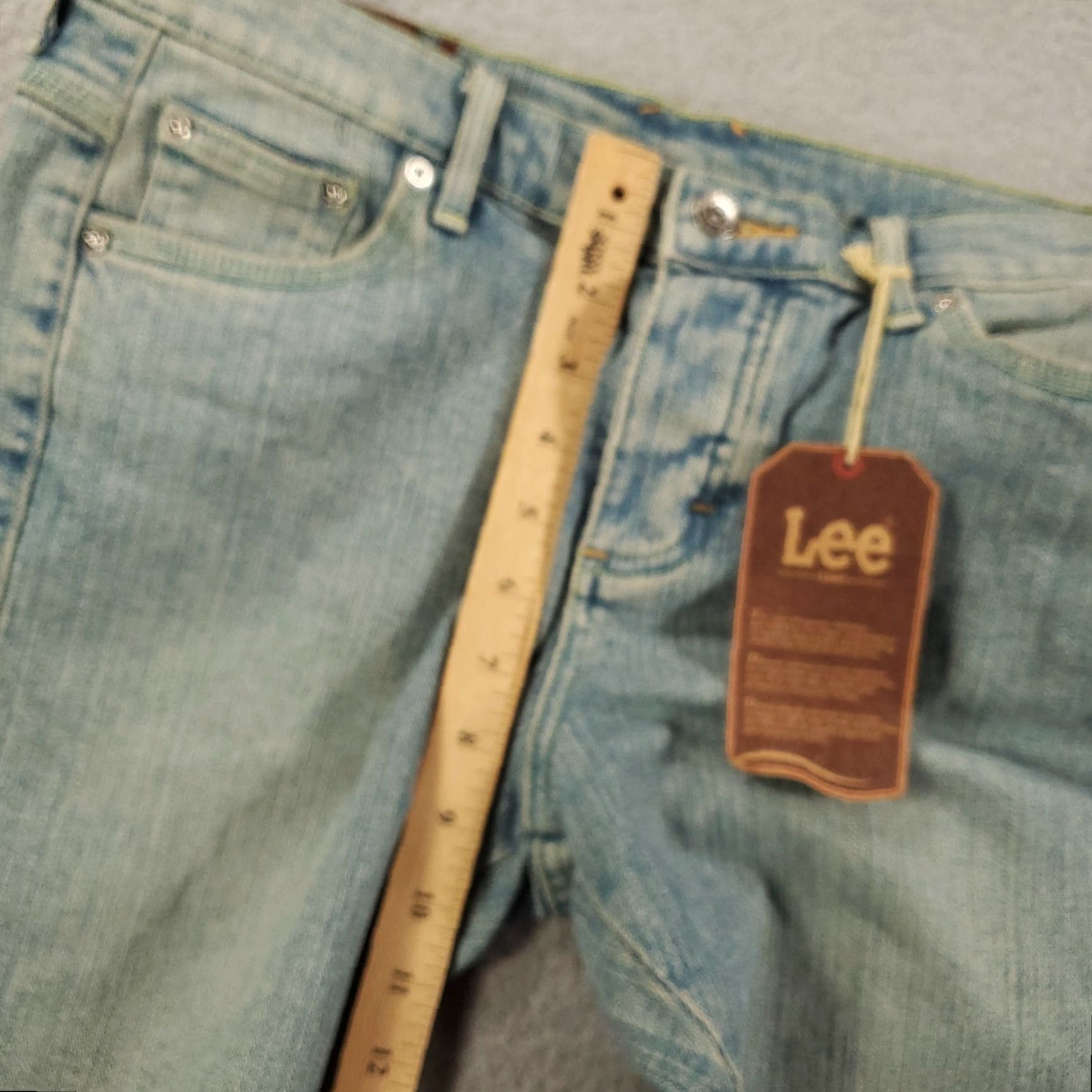 Lee VINTAGE New Lee Button Fly Jeans Womens 13 M Capris Capri 5-Pocket Denim 90s Blue Cotton Blend Spandex Girls Womens Jeans Caption? Size 32" / US 10 / IT 46 - 5 Thumbnail