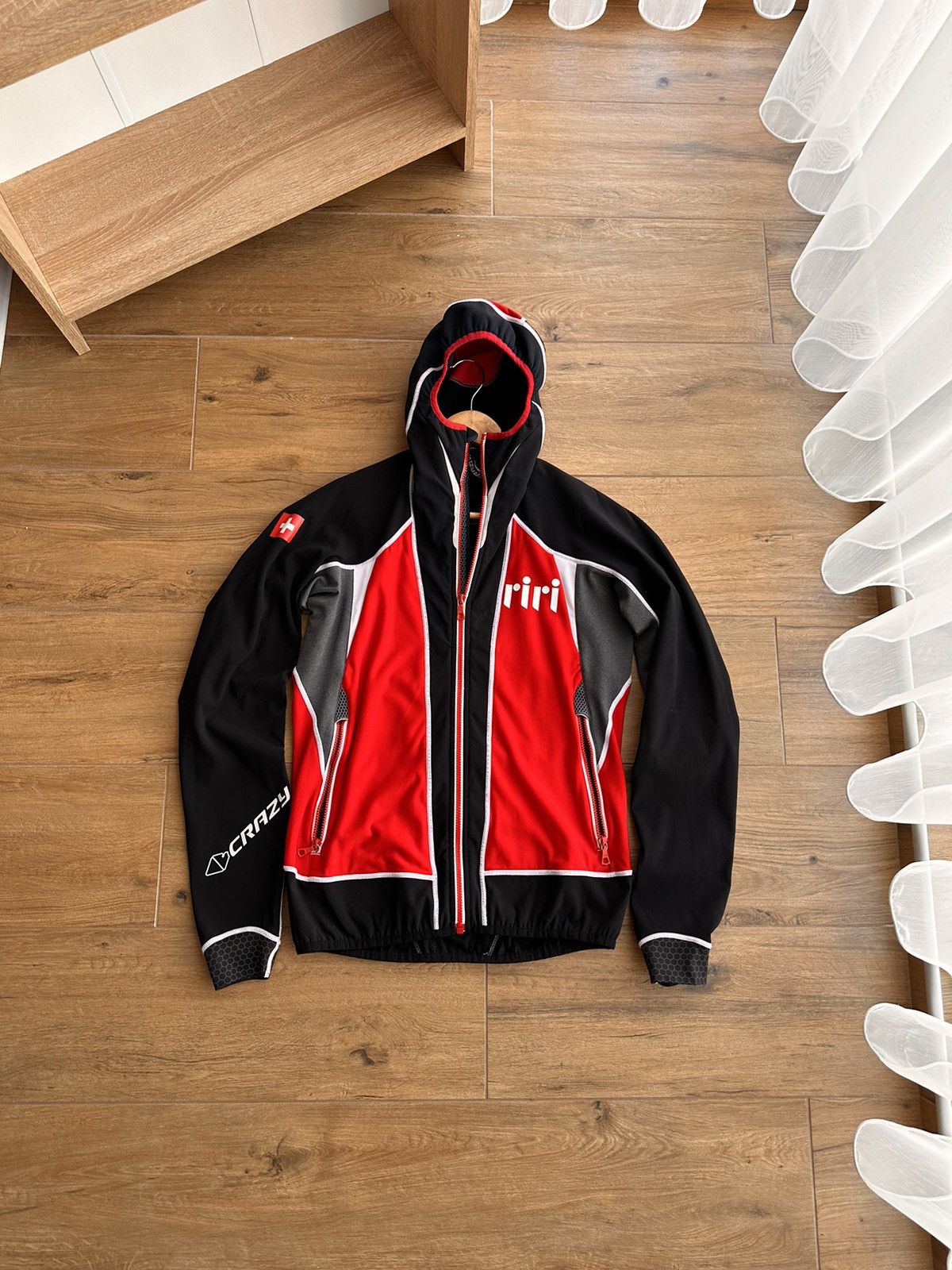 Vintage Crazy RiRi by Valeria Colturi Thermo Zip Hoodie