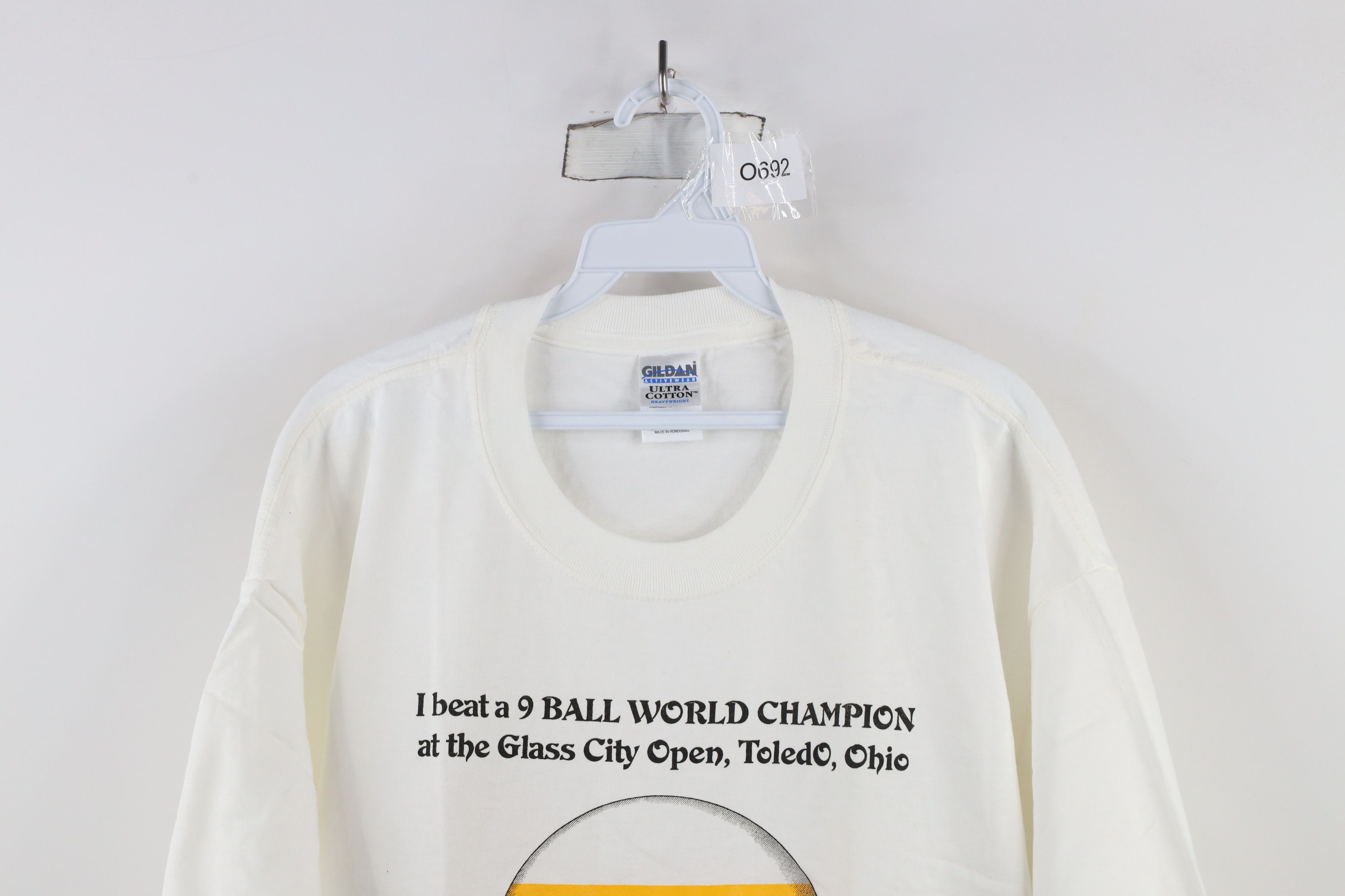 Vintage Vintage World Champion Glass City Open Billiards T-Shirt Size US XL / EU 56 / 4 - 2 Thumbnail