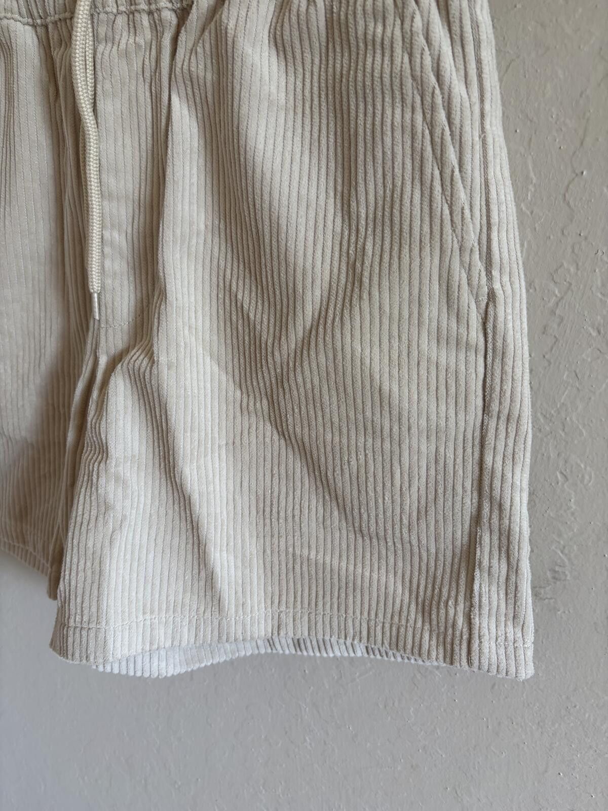 Asos New Asps corduroy shorts Size 26" / US 2 / IT 38 - 2 Thumbnail