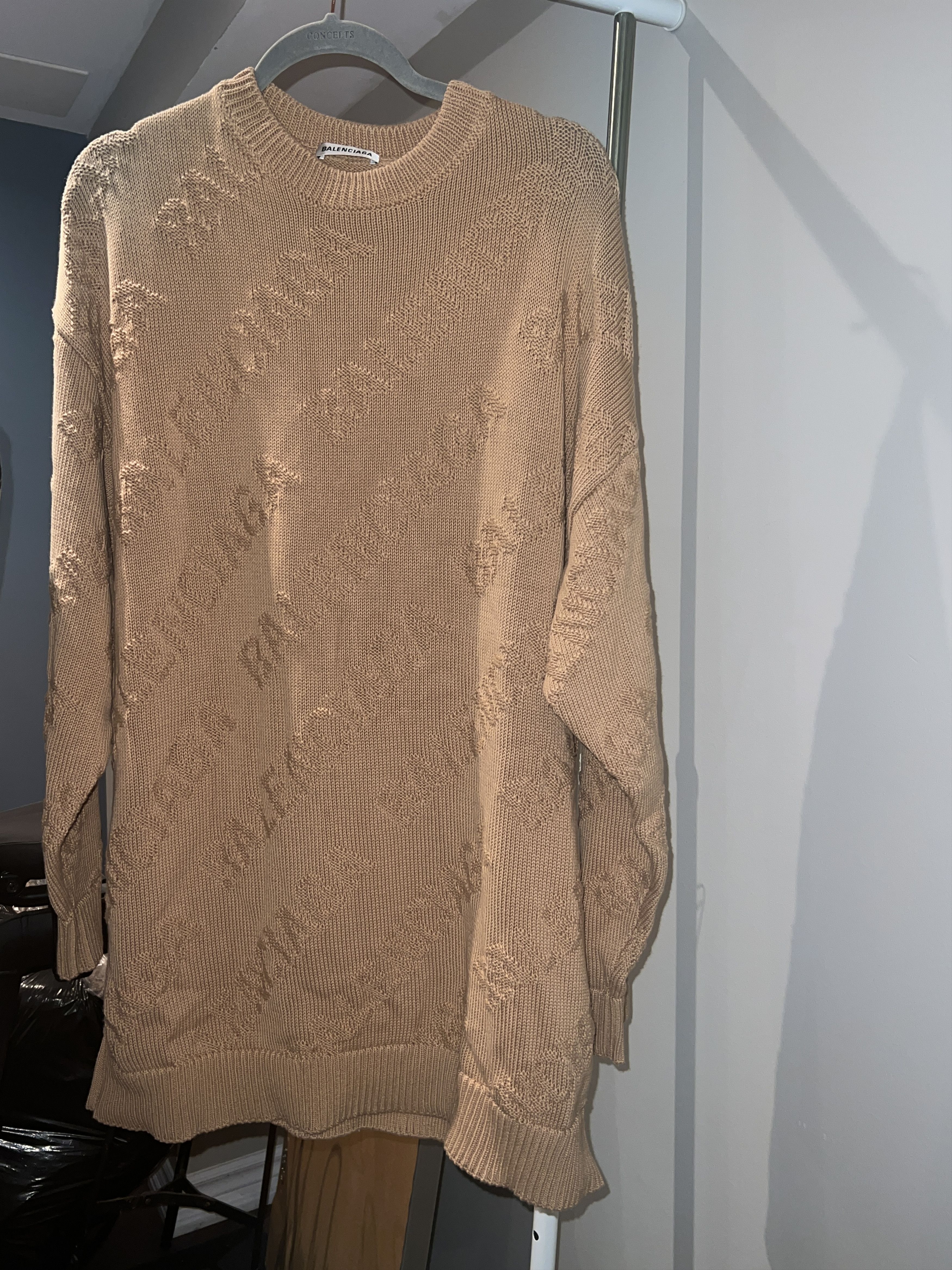Balenciaga Balenciaga All Over Jacquard Cotton Knit Sweater (Beige) Size US M / EU 48-50 / 2 - 2 Thumbnail