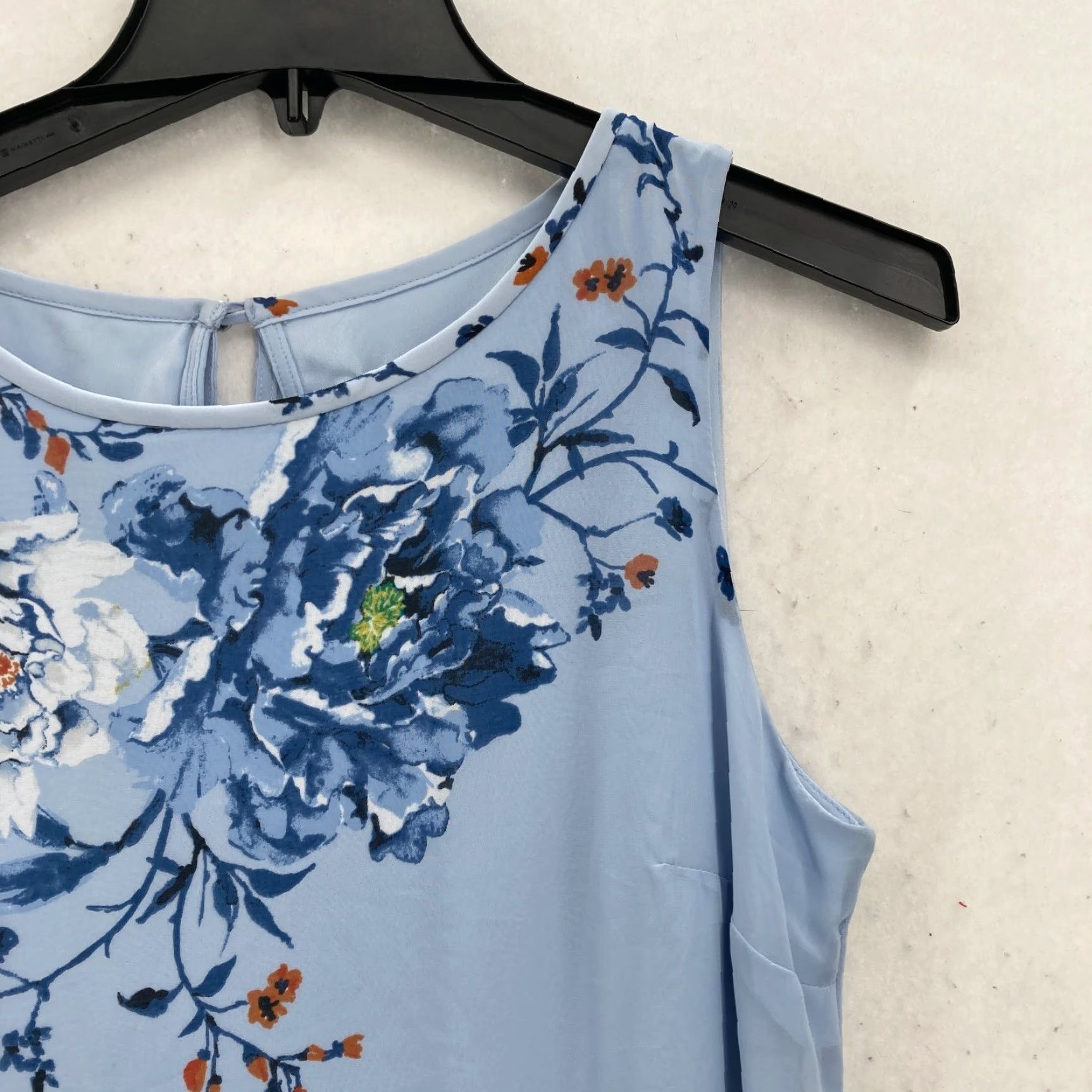 White House Black Market White House Black Market Floral Chiffon Overlay Dress Sky Blue Small NWT Elegant Size S / US 4 / IT 40 - 3 Thumbnail