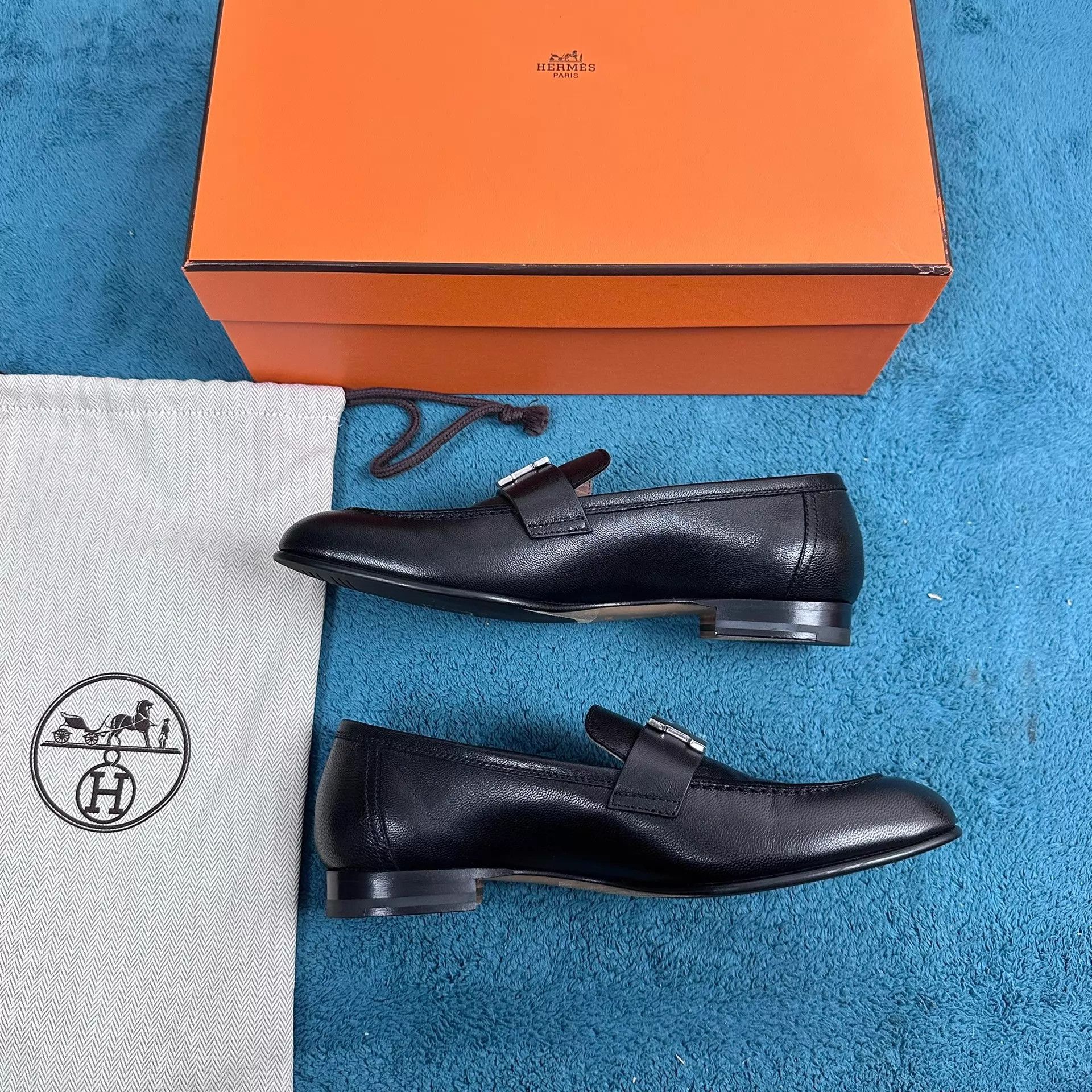 Hermes Hermès Paris Leather Loafer Black Size 37 Size US 6.5 / IT 36.5 - 3 Thumbnail