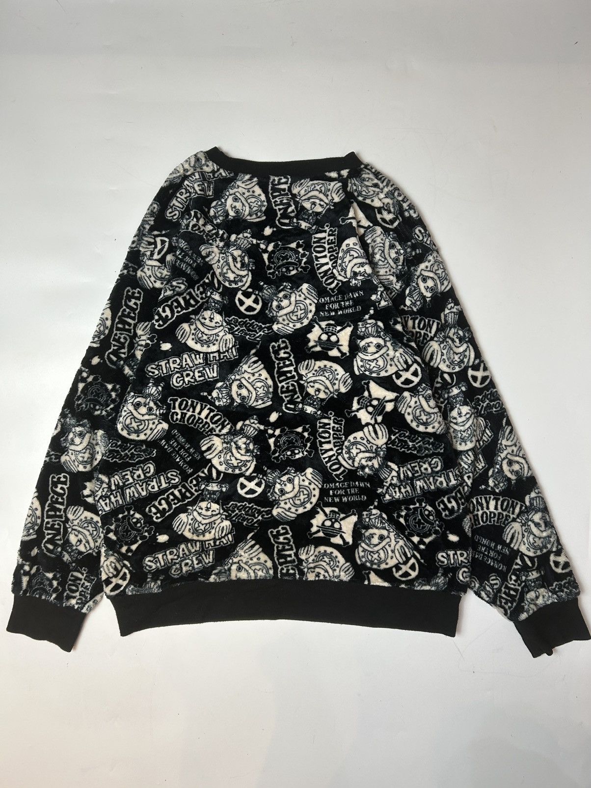 Anime × Japanese Brand × One Piece ONE PIECE FLEECE SWEATSHIRT Size US XXL / EU 58 / 5 - 2 Thumbnail