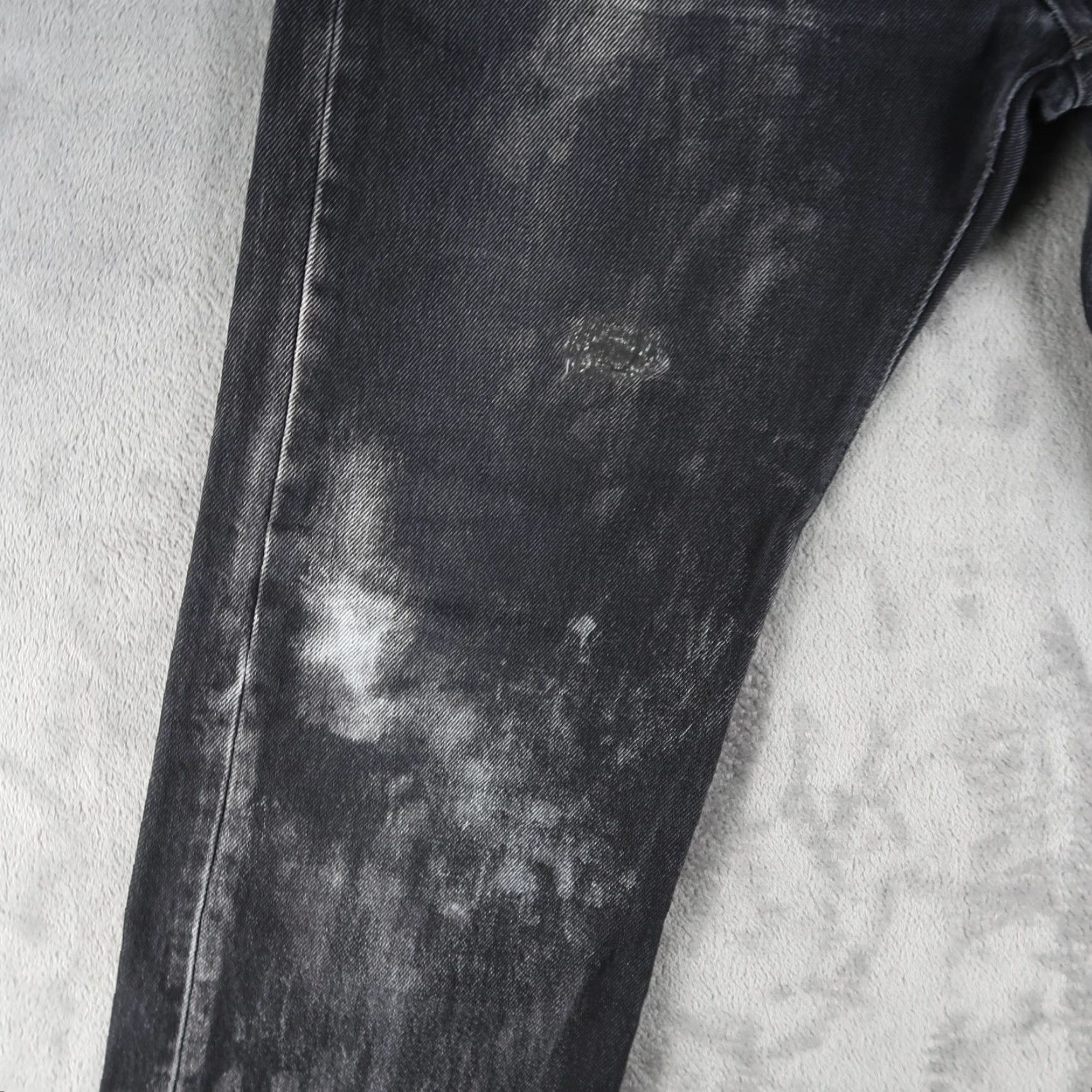 Levi's VINTAGE Levi's 501 Jeans Women's 29 Black Distressed Raw Hem High Rise Classic Fit Size 29" - 7 Thumbnail