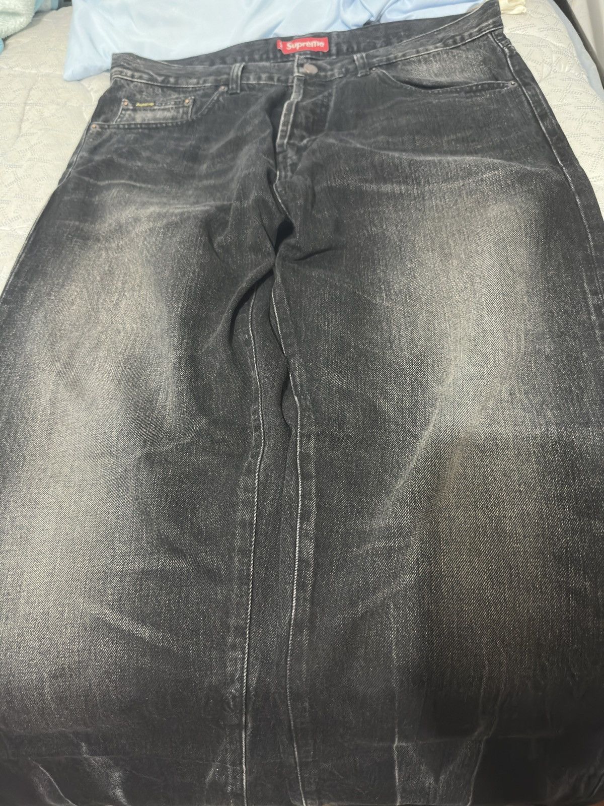 Supreme Supreme Distressed Loose Fit Selvedge Jeans 34 Washed Black Size US 34 / EU 50 - 9 Thumbnail