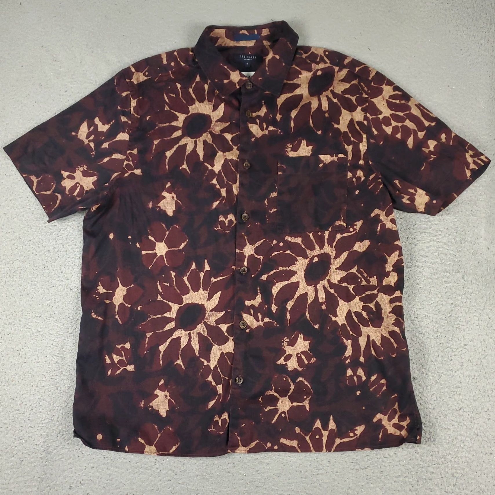 Ted Baker Ted Baker London Shirt Mens Size 5 Red Floral Button-Up Short Sleeve Cotton Woven Classic Preppy Season All Seasons Mens Size US S / EU 44-46 / 1 - 2 Thumbnail