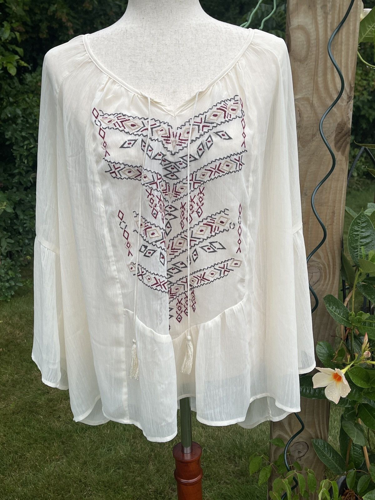 Other NWT Plus Size Maurice’s Top Size 3XL / US 20-22 - 1 Thumbnail