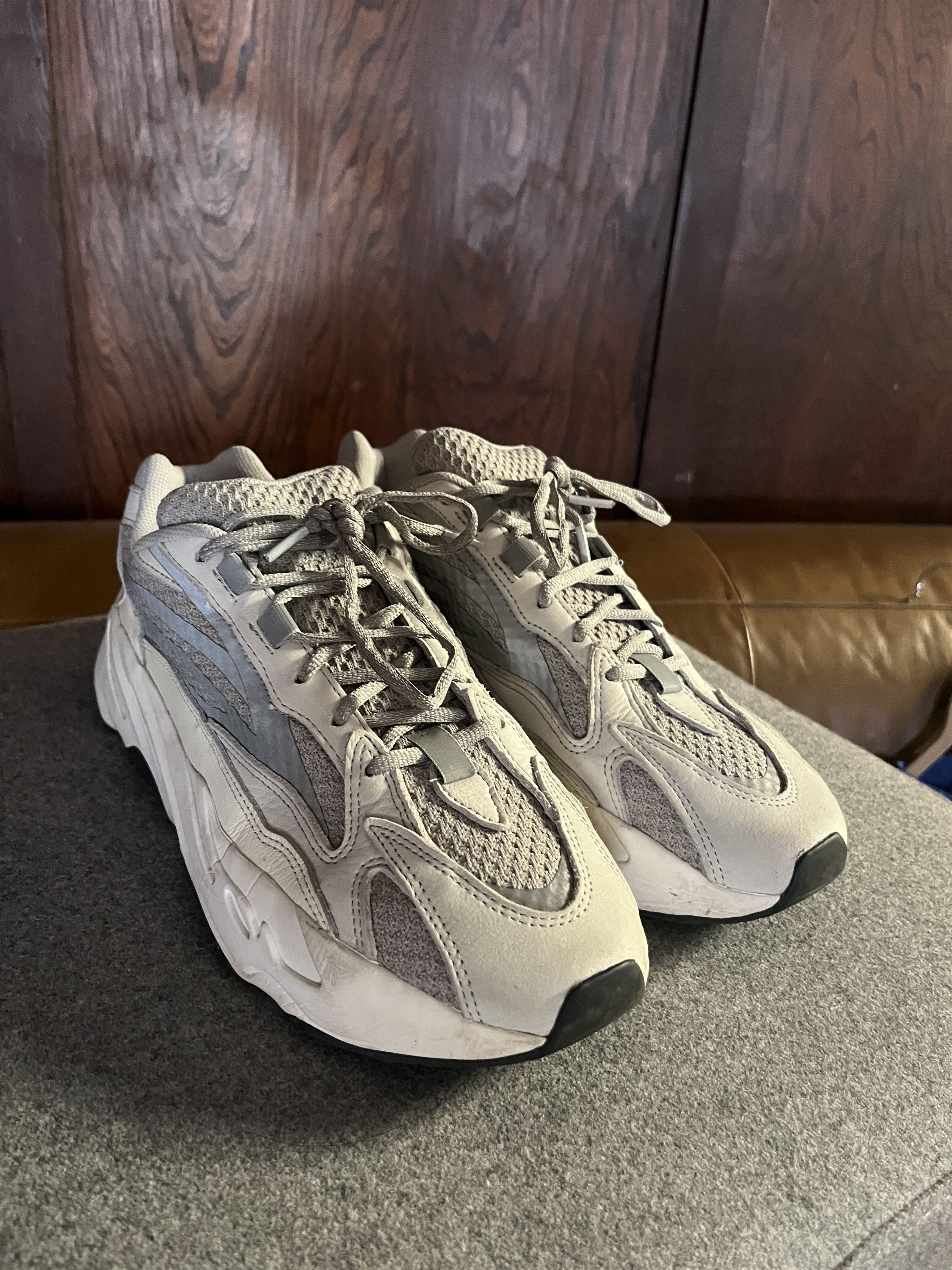 Adidas Yeezy 700v2 Static Size US 12.5 / EU 45-46 - 1 Thumbnail