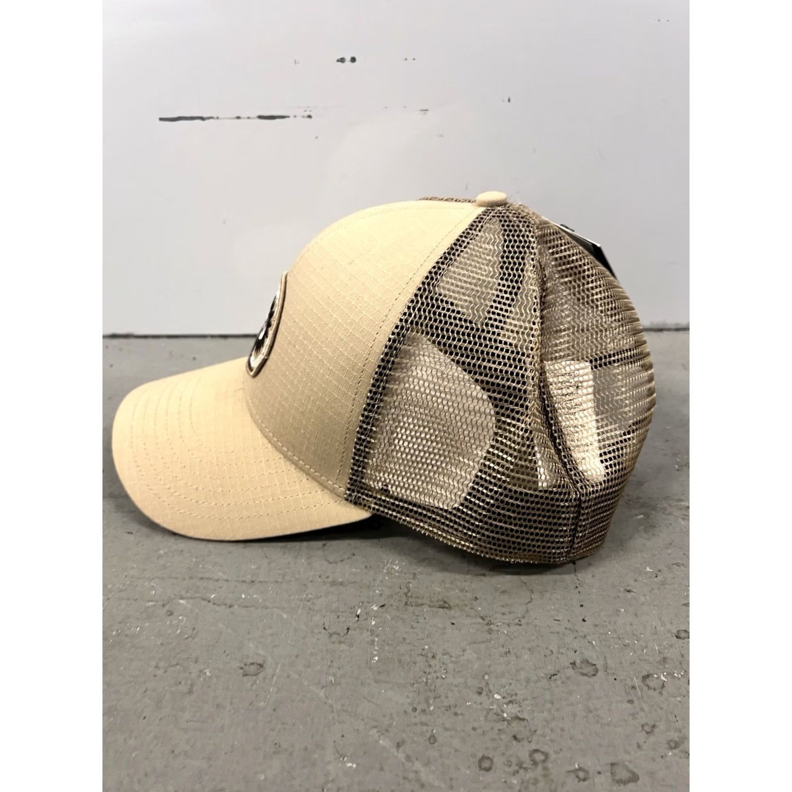 Quiksilver Quiksilver Trucker Hat Beige Brown Embroidered Patch Logo Adjustable Cap NWT Men Size ONE SIZE - 7 Thumbnail