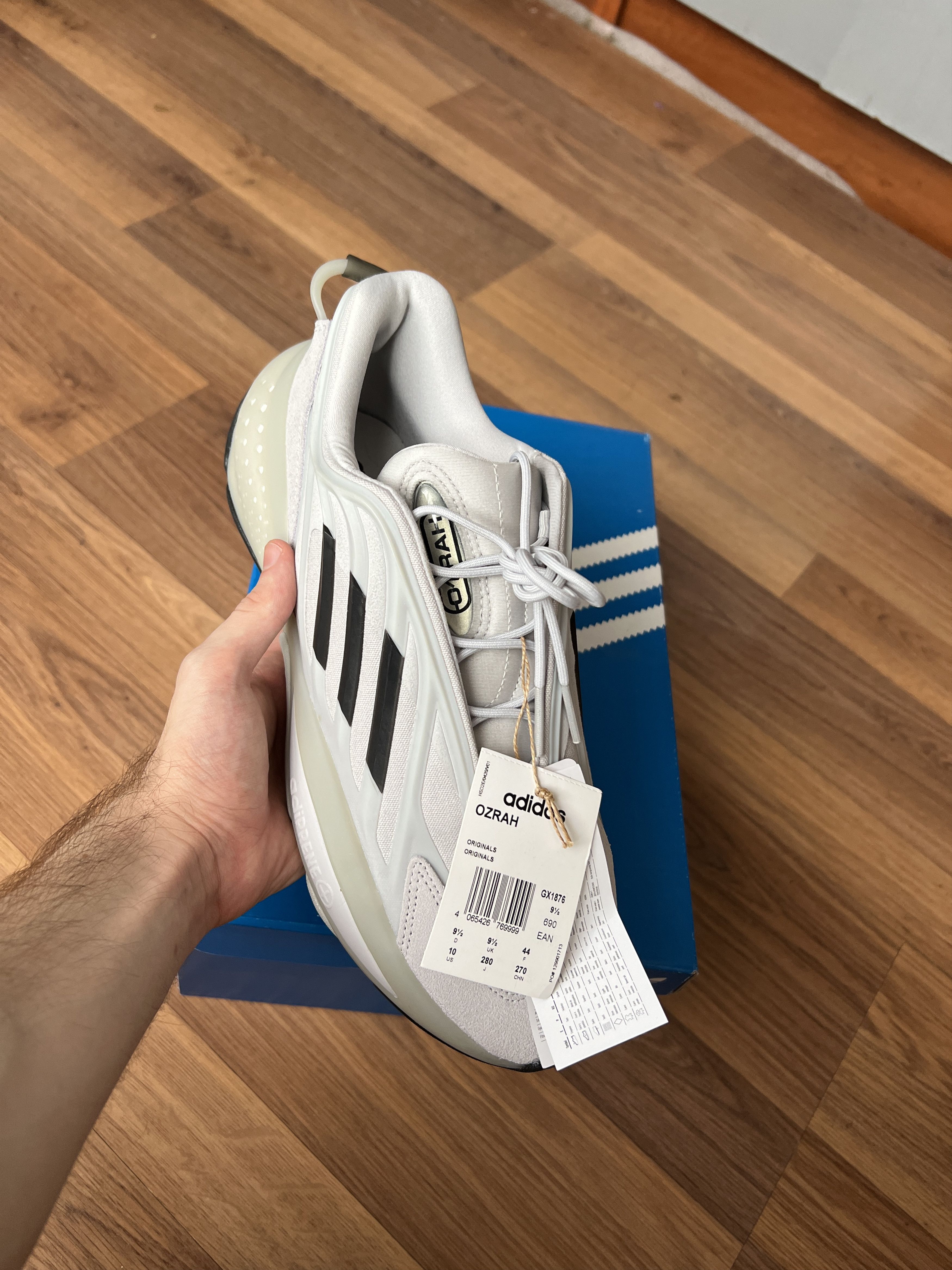 Adidas 💲NEW💲Adidas OZRAH GX1876 10 US size 43 EU Size US 10 / EU 43 - 2 Thumbnail